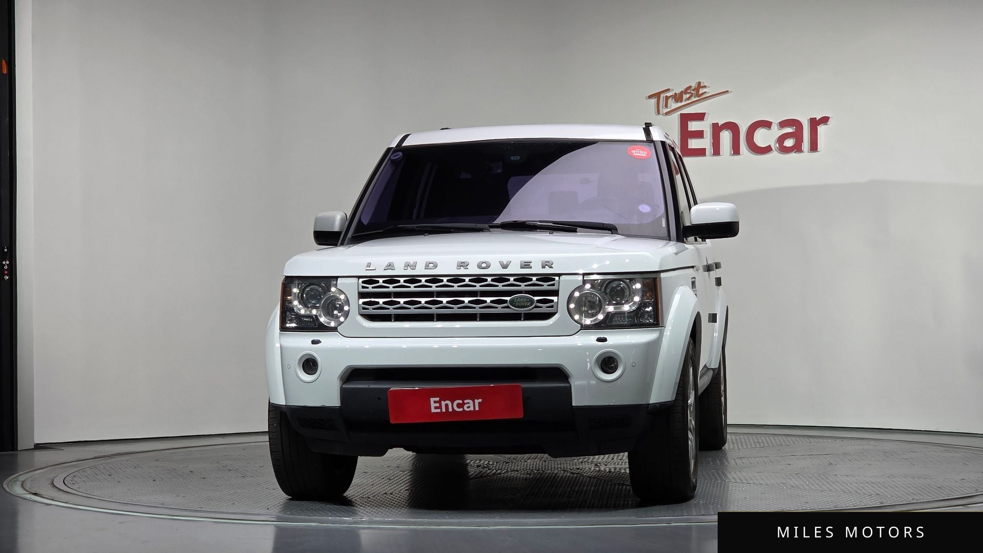 Land Rover Discovery 2013 — миниатюра 3
