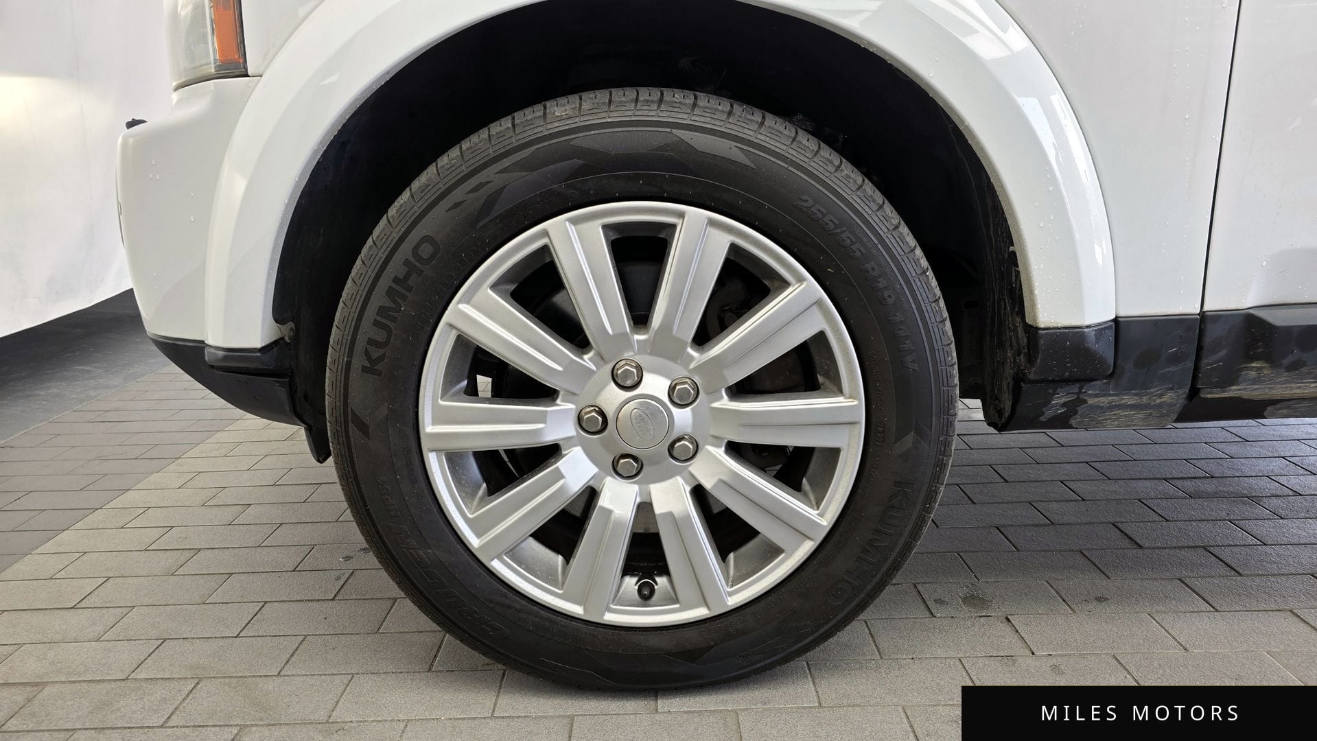 Land Rover Discovery 2013 — миниатюра 5