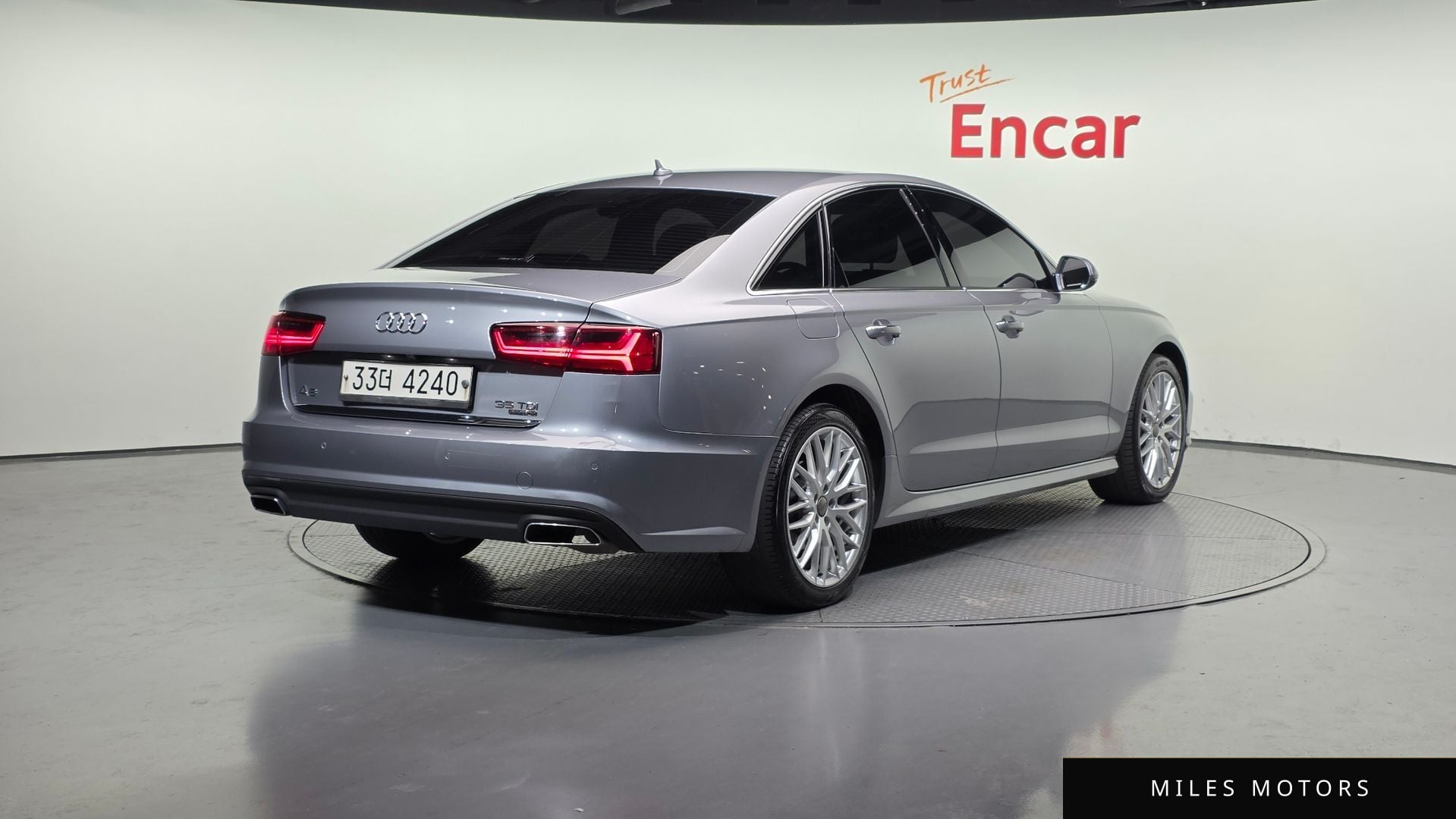 Audi A6 2018 — миниатюра 2