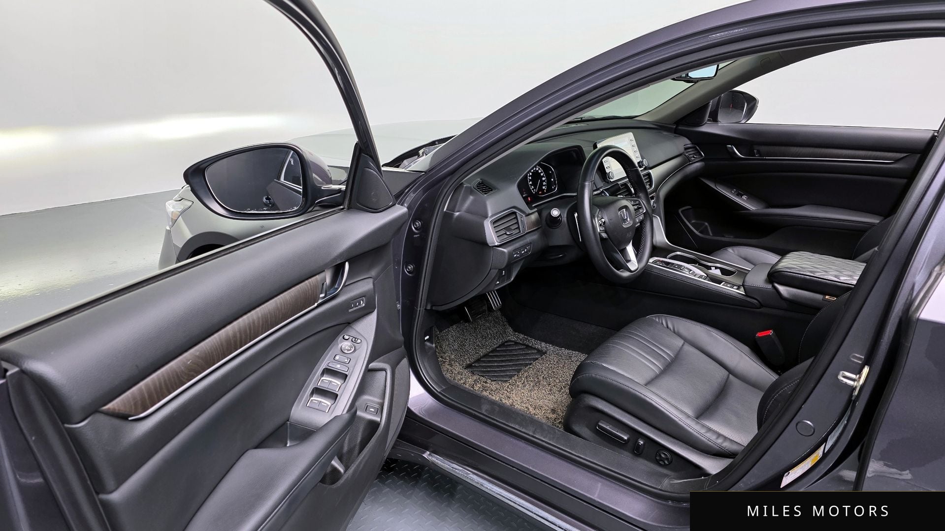 Honda 어코드 2018 — миниатюра 13
