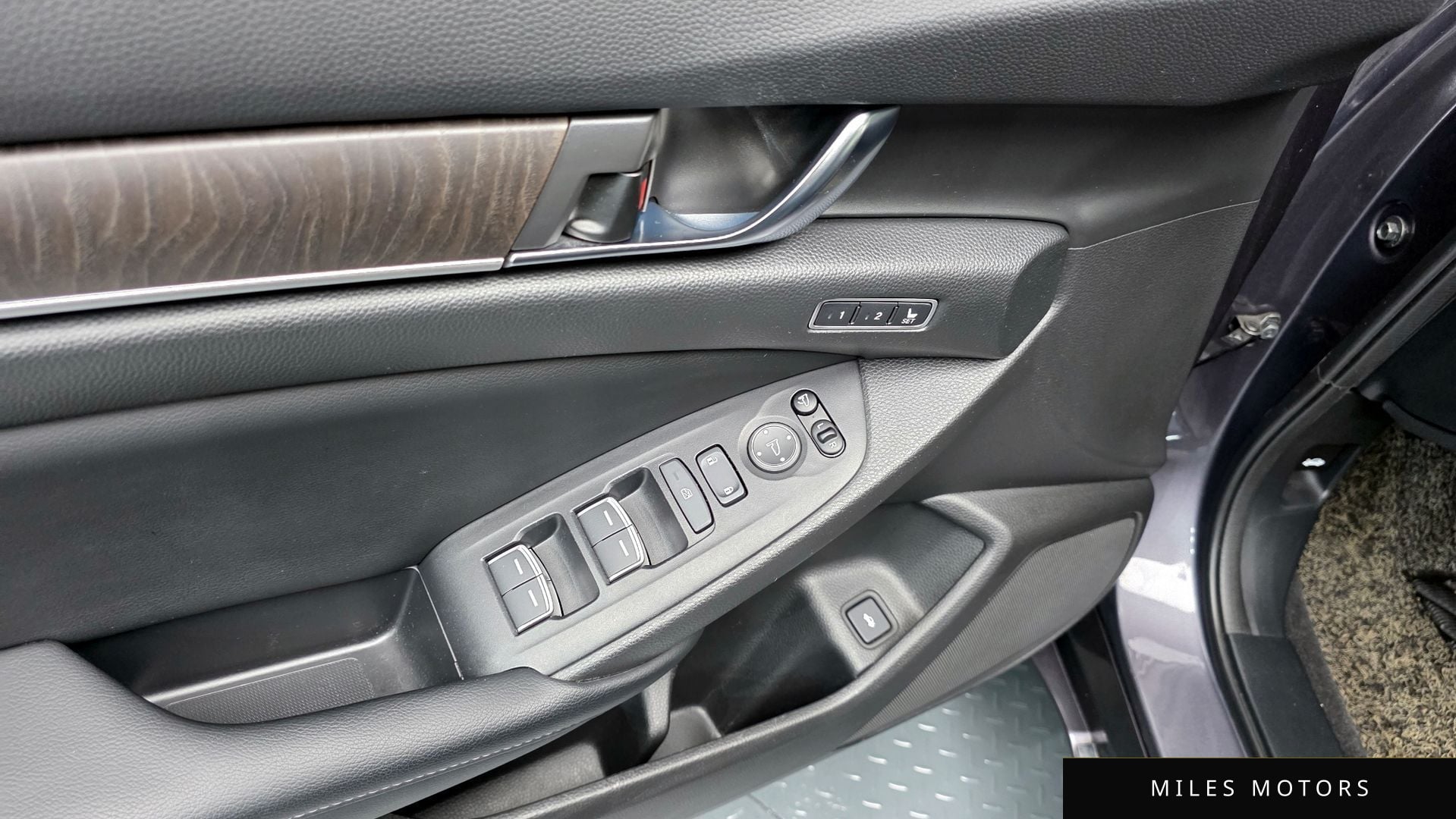 Honda 어코드 2018 — миниатюра 28