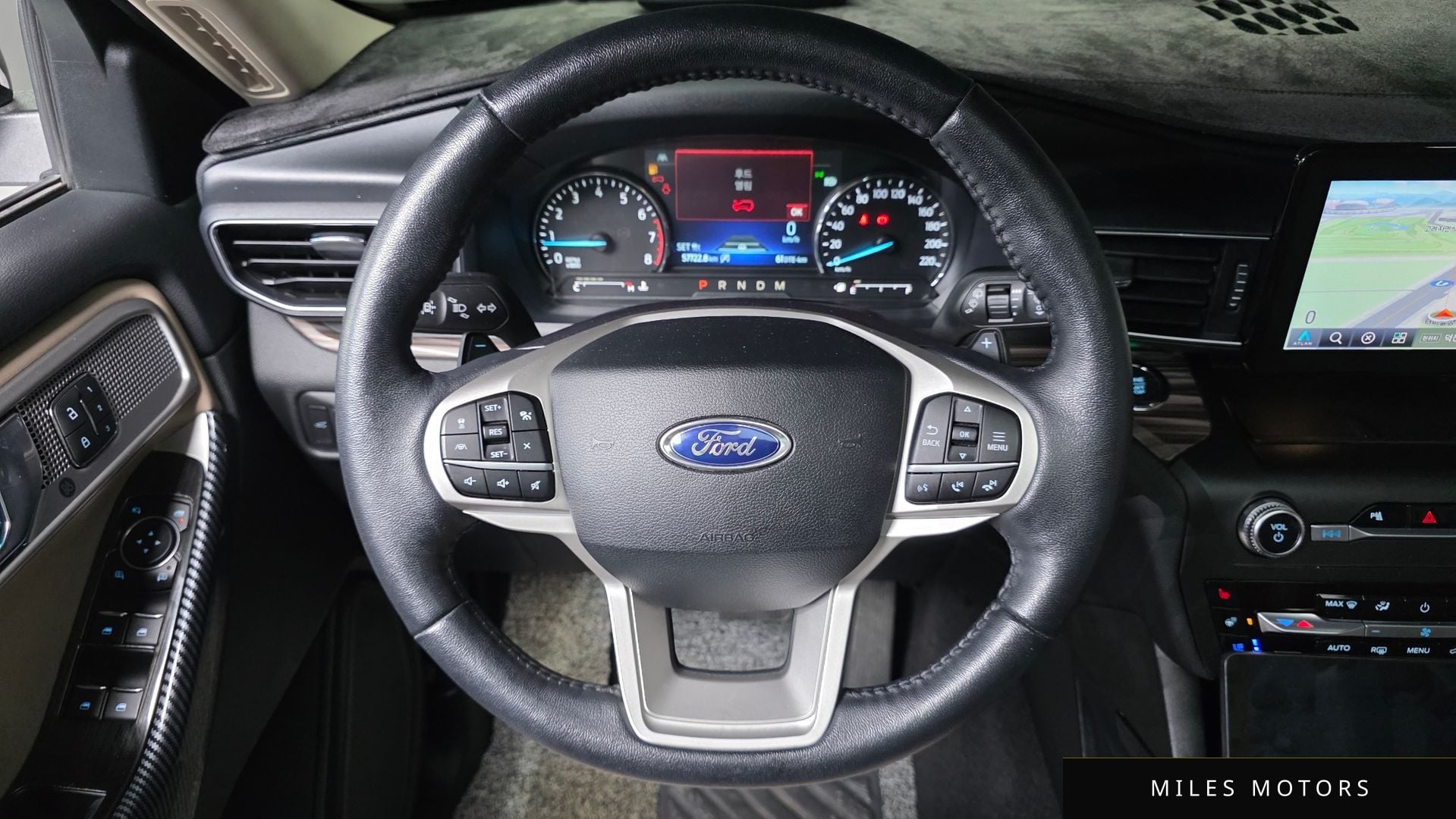 Ford 익스플로러 2020 — миниатюра 18