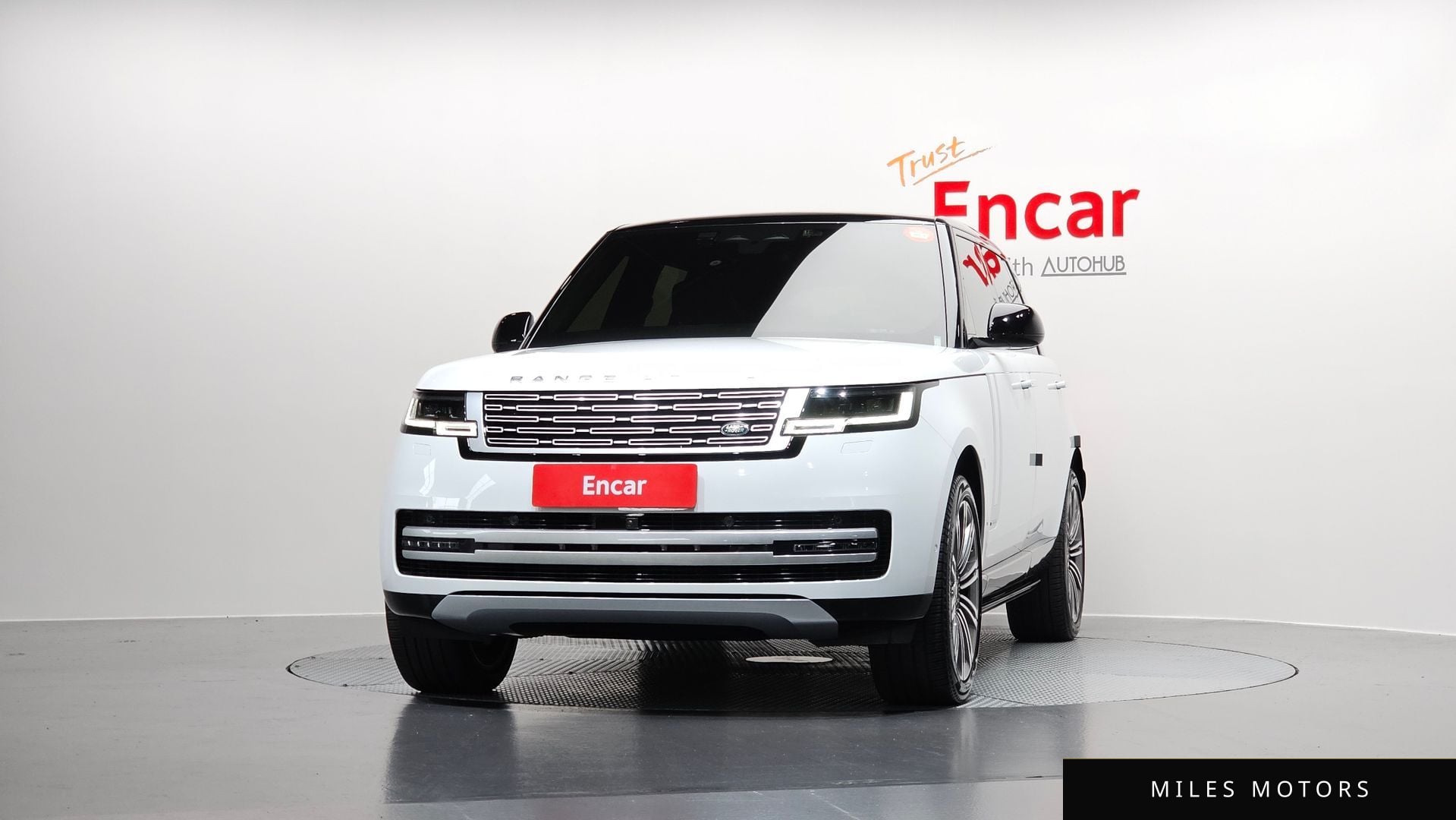 Land Rover Range Rover 2024 — миниатюра 3