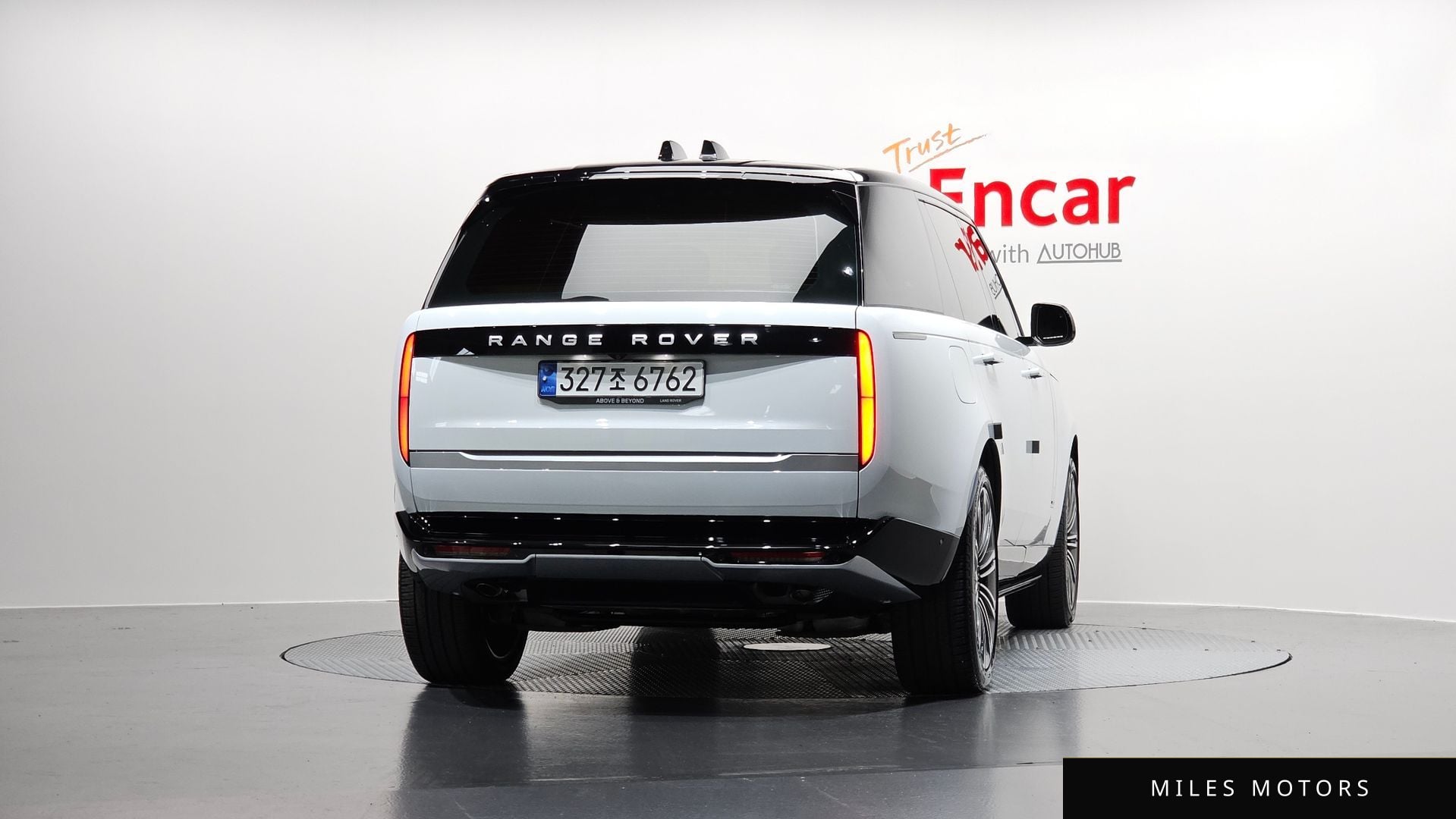 Land Rover Range Rover 2024 — миниатюра 4