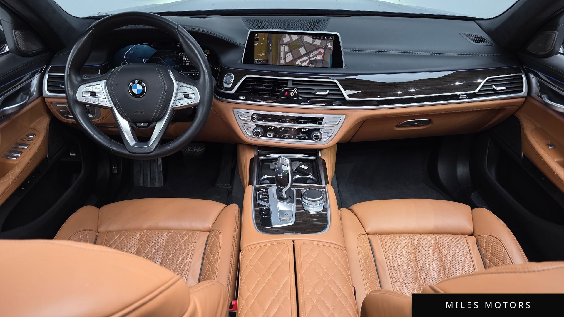 BMW 7 Series (G11) 2021 — миниатюра 7