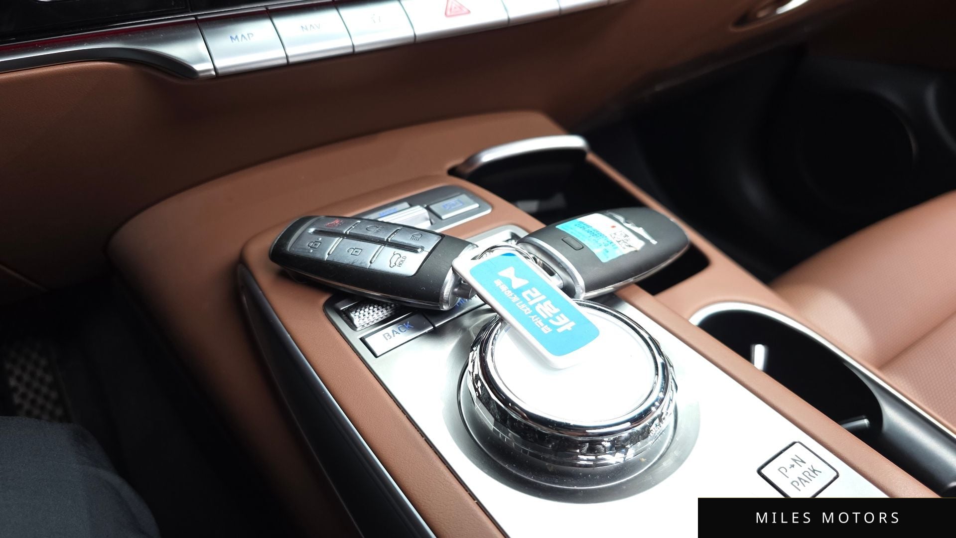 Genesis GV70 2021 — миниатюра 31