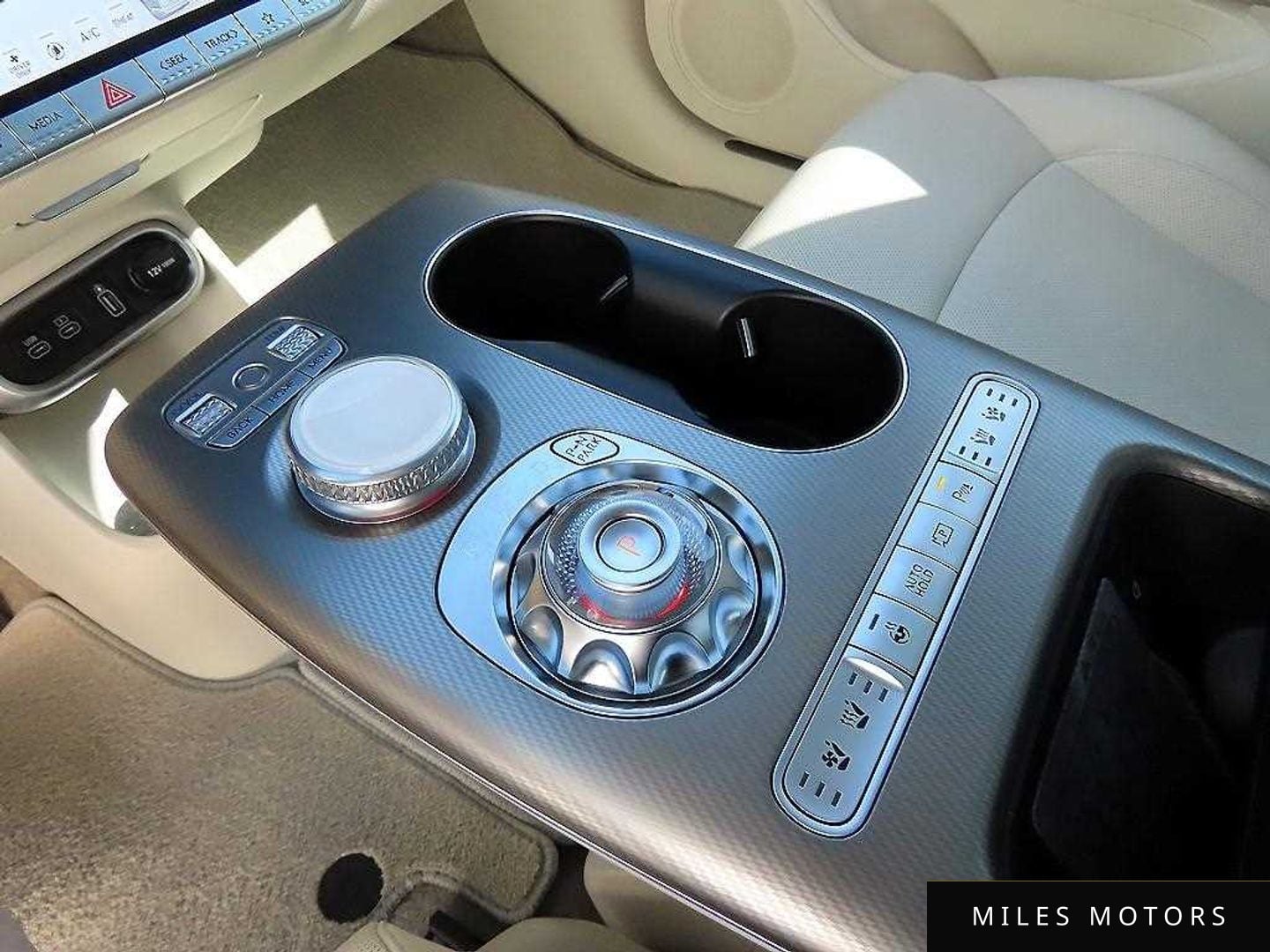 Genesis GV60 2022 — миниатюра 11