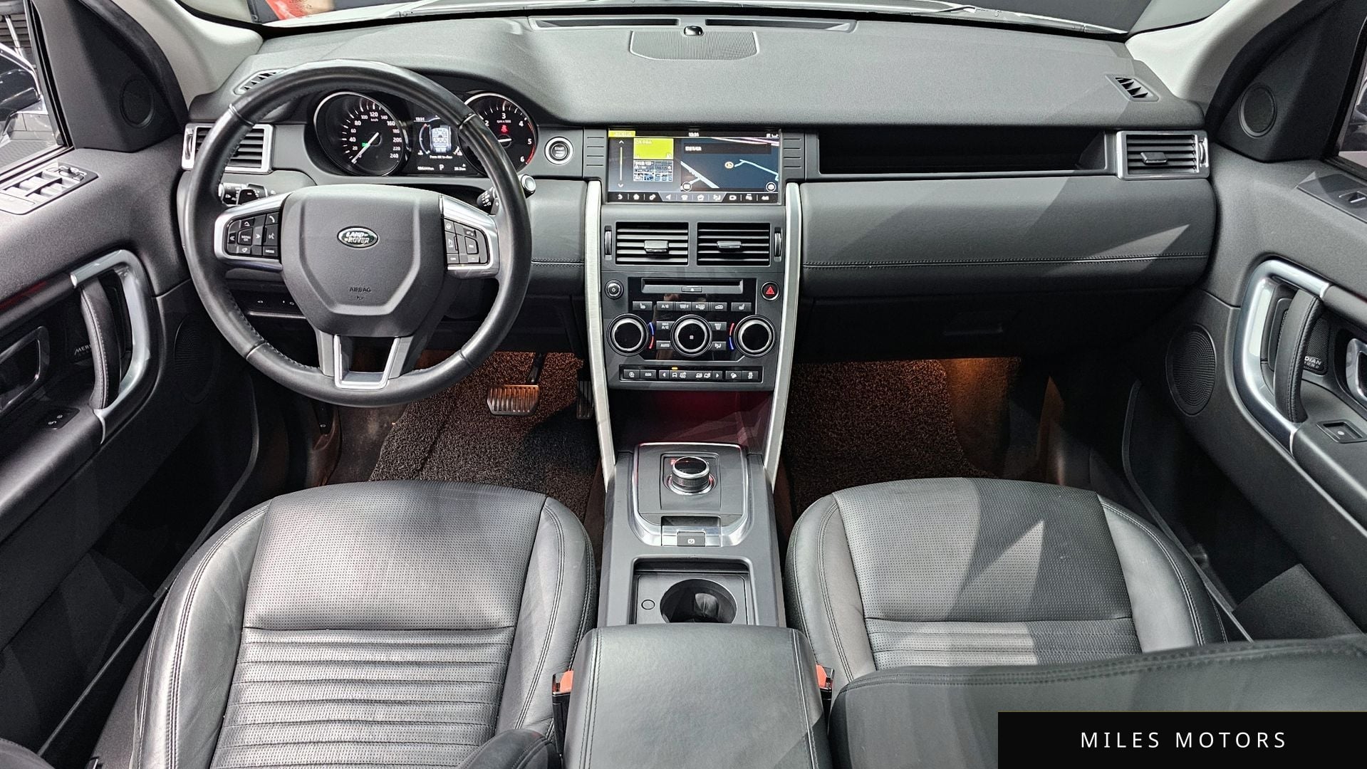 Land Rover Discovery Sport 2018 — миниатюра 10