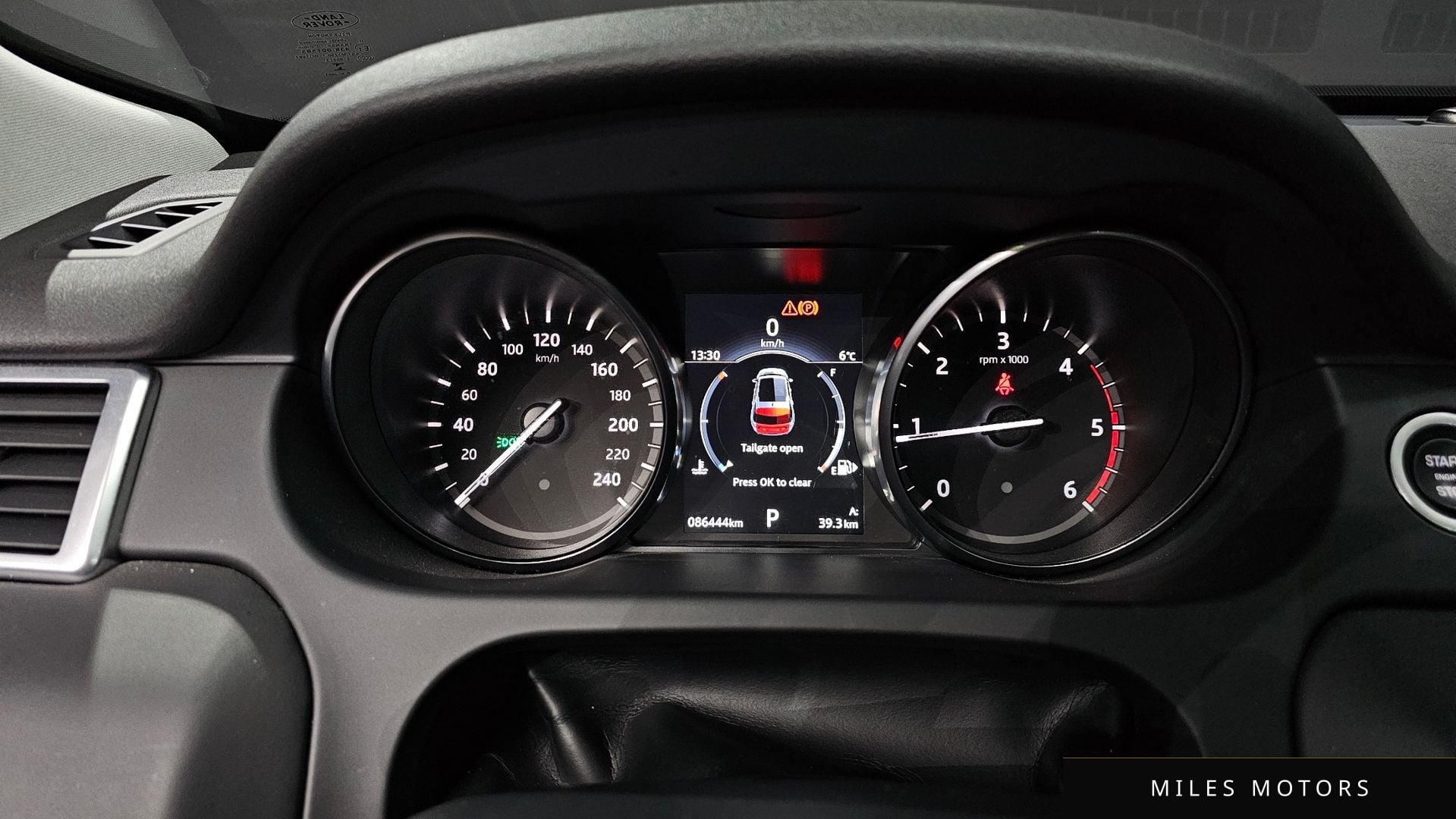 Land Rover Discovery Sport 2018 — миниатюра 11