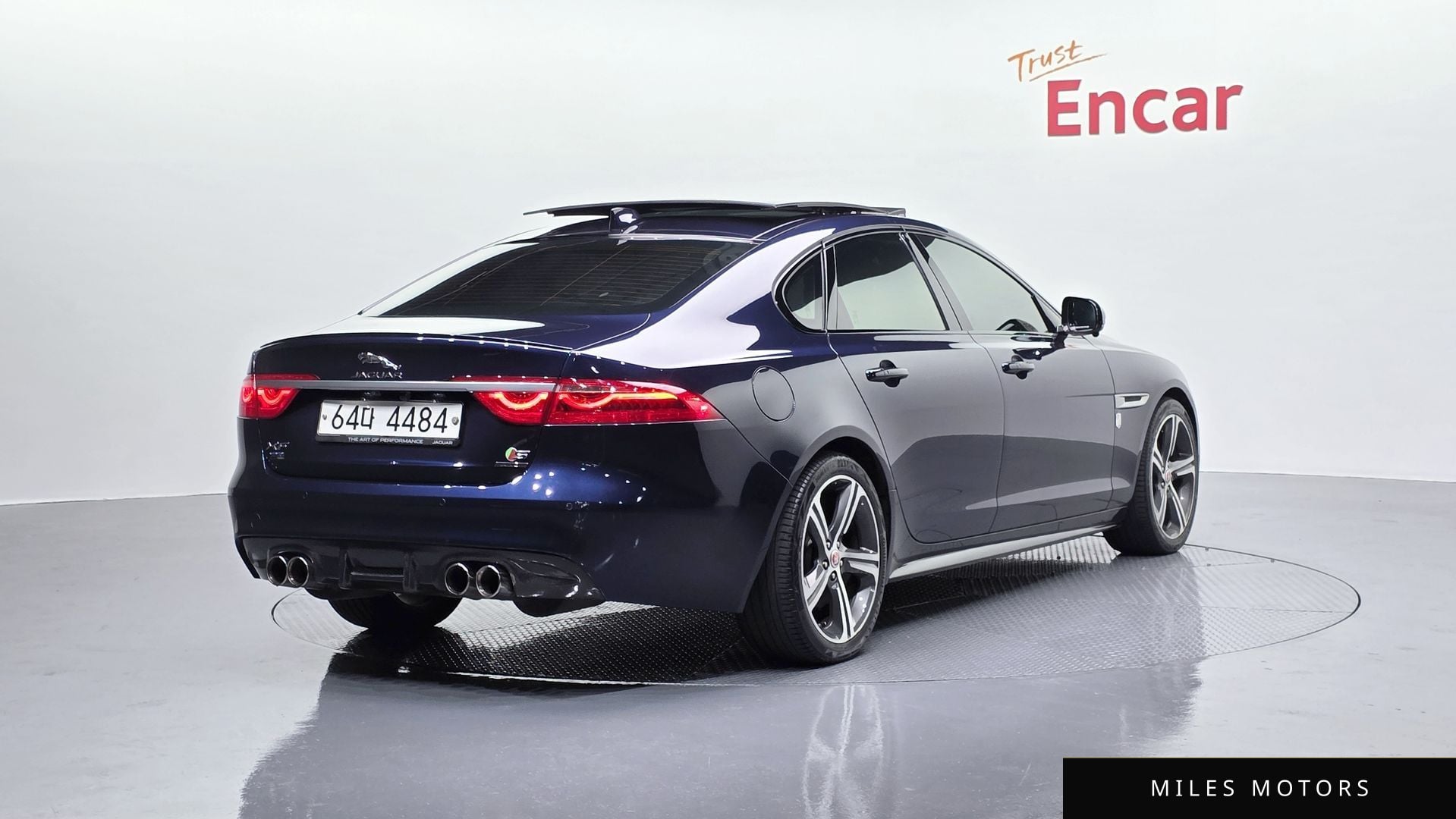 Jaguar XF (X260) 2016 — миниатюра 2