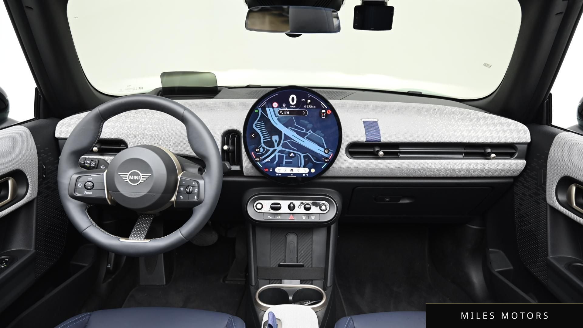 MINI Cooper Convertible 2025 — миниатюра 7