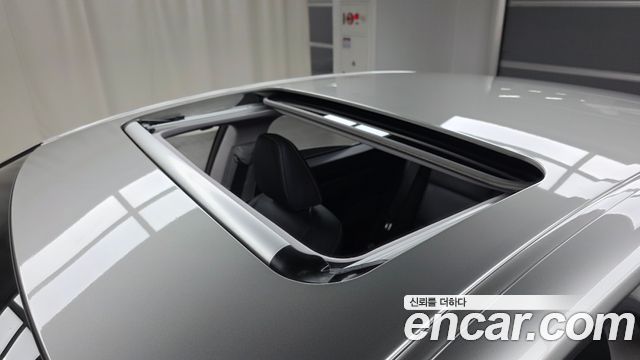 Лексус ES300h 2018 — миниатюра 24