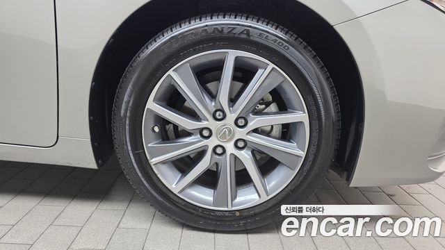 Лексус ES300h 2018 — миниатюра 7