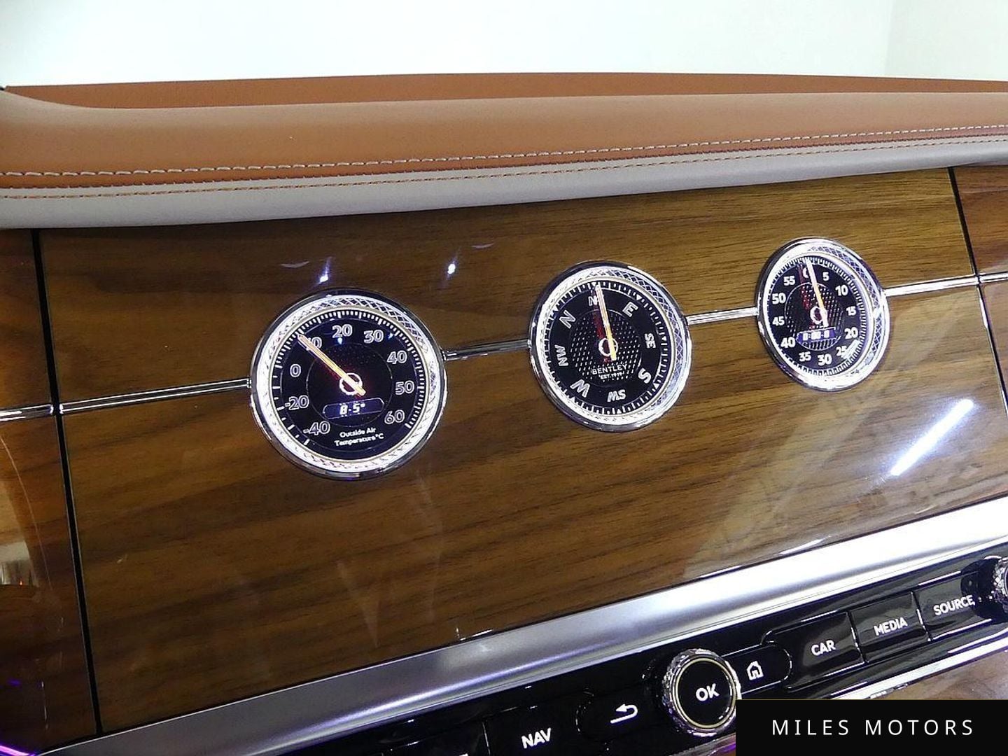 Bentley 컨티넨탈 GT 2022 — миниатюра 14