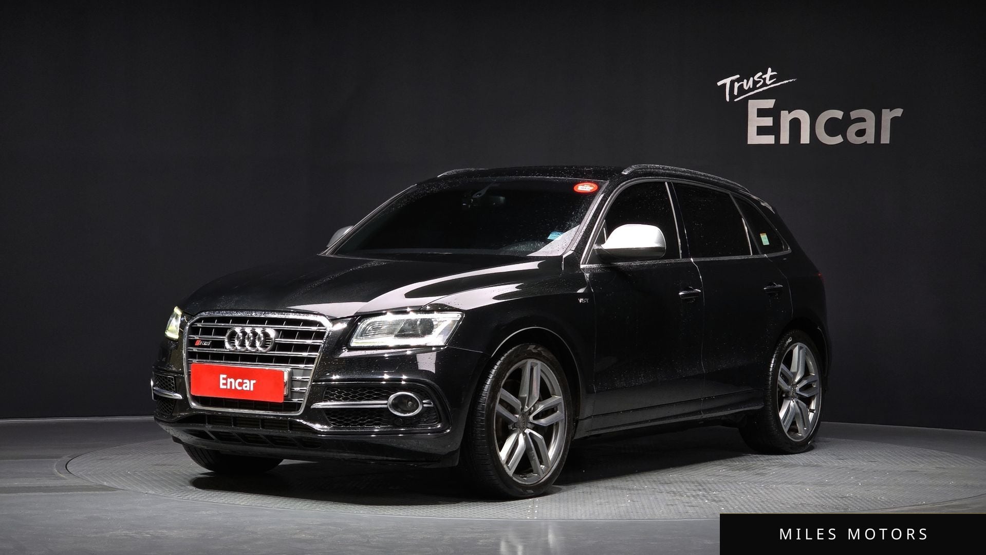 Audi SQ5 2015 — фото 1 из 12
