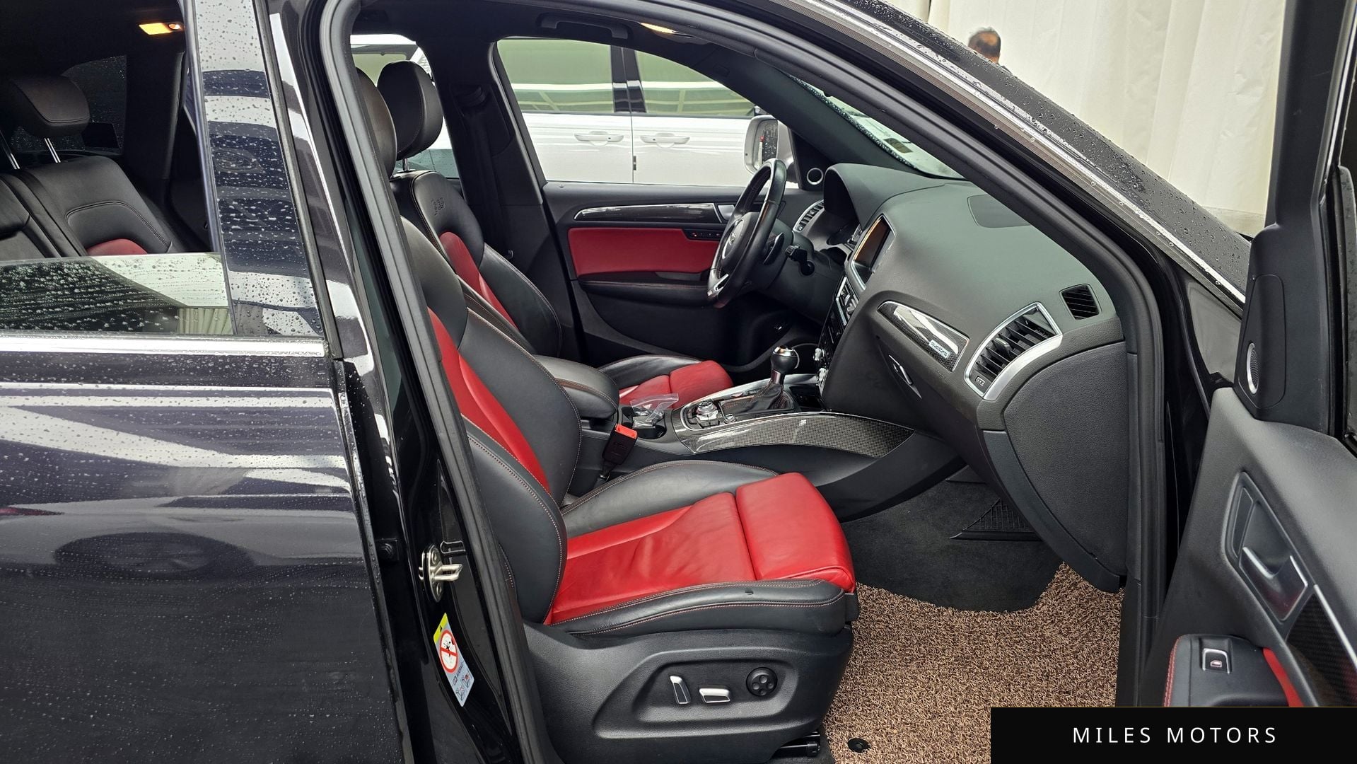 Audi SQ5 2015 — миниатюра 12