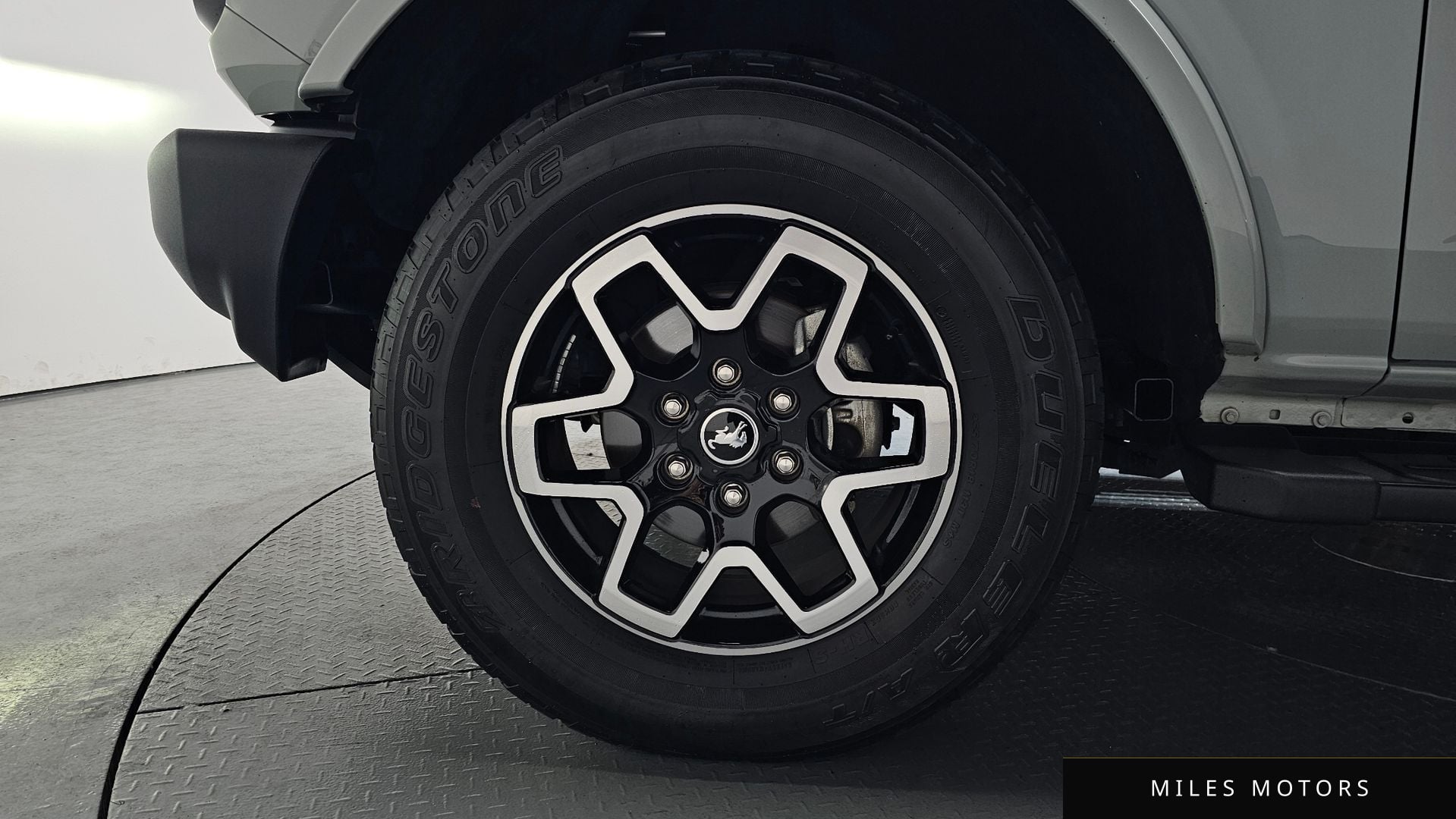 Ford Bronco 2023 — миниатюра 5