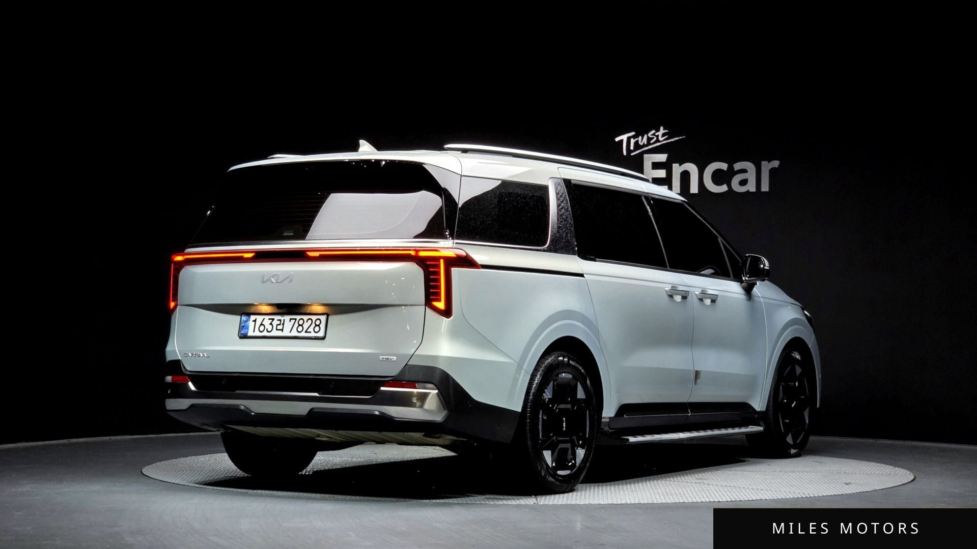 Kia Canival 2024 — миниатюра 2