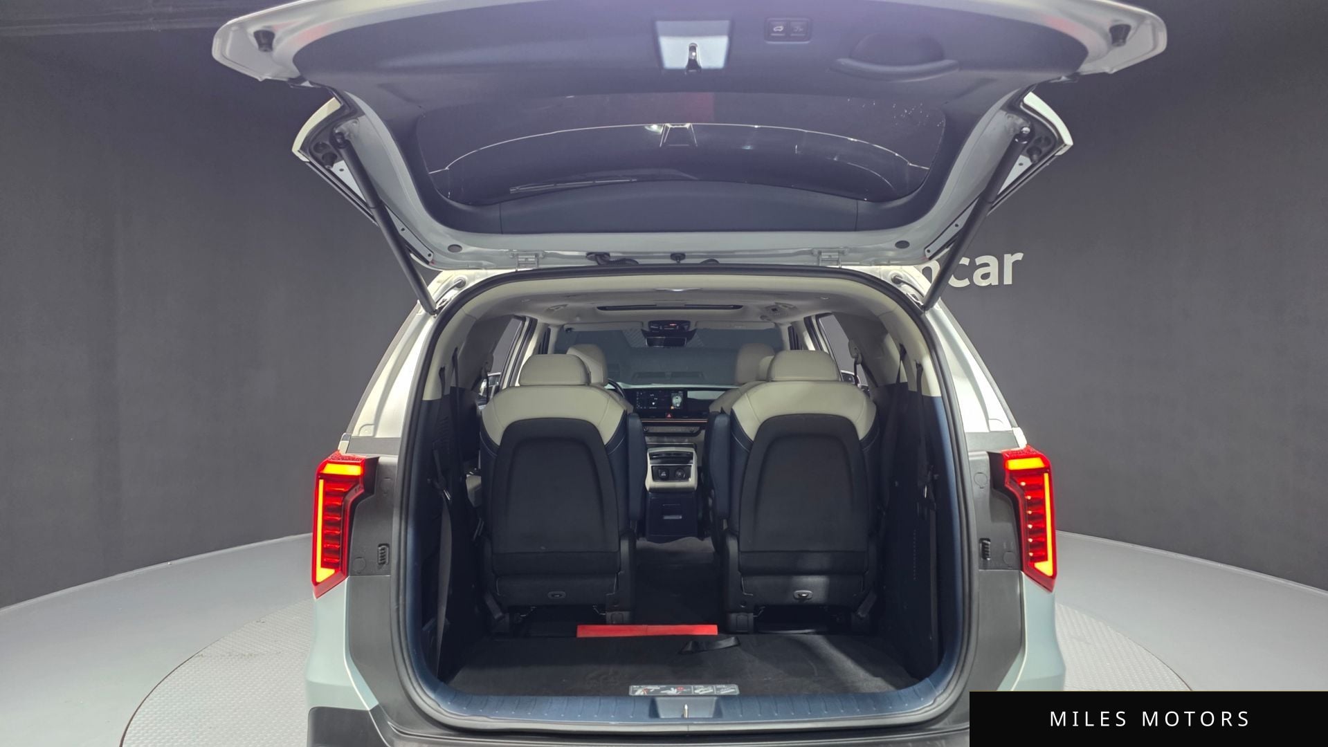 Kia Canival 2024 — миниатюра 26