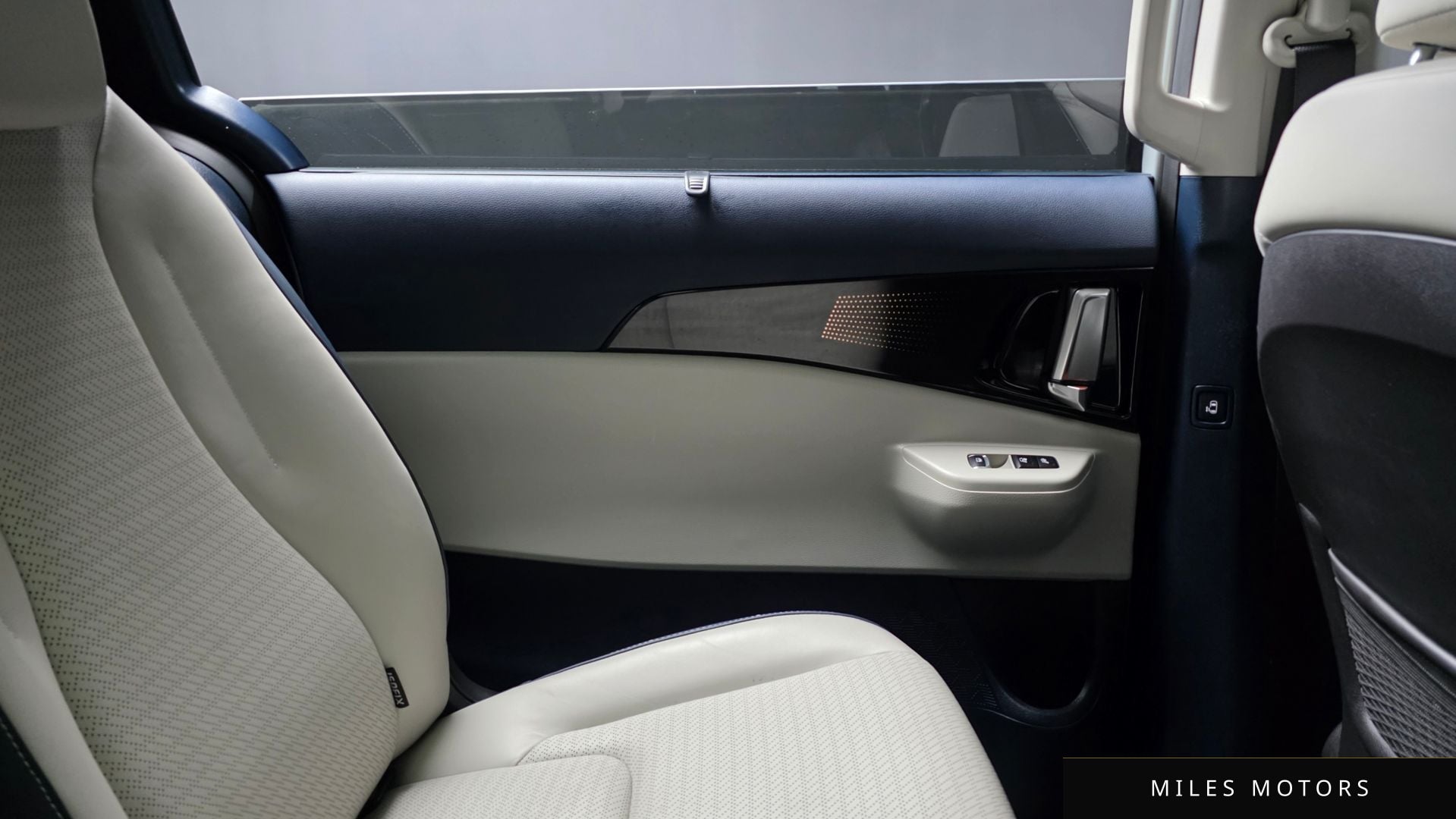 Kia Canival 2024 — миниатюра 15