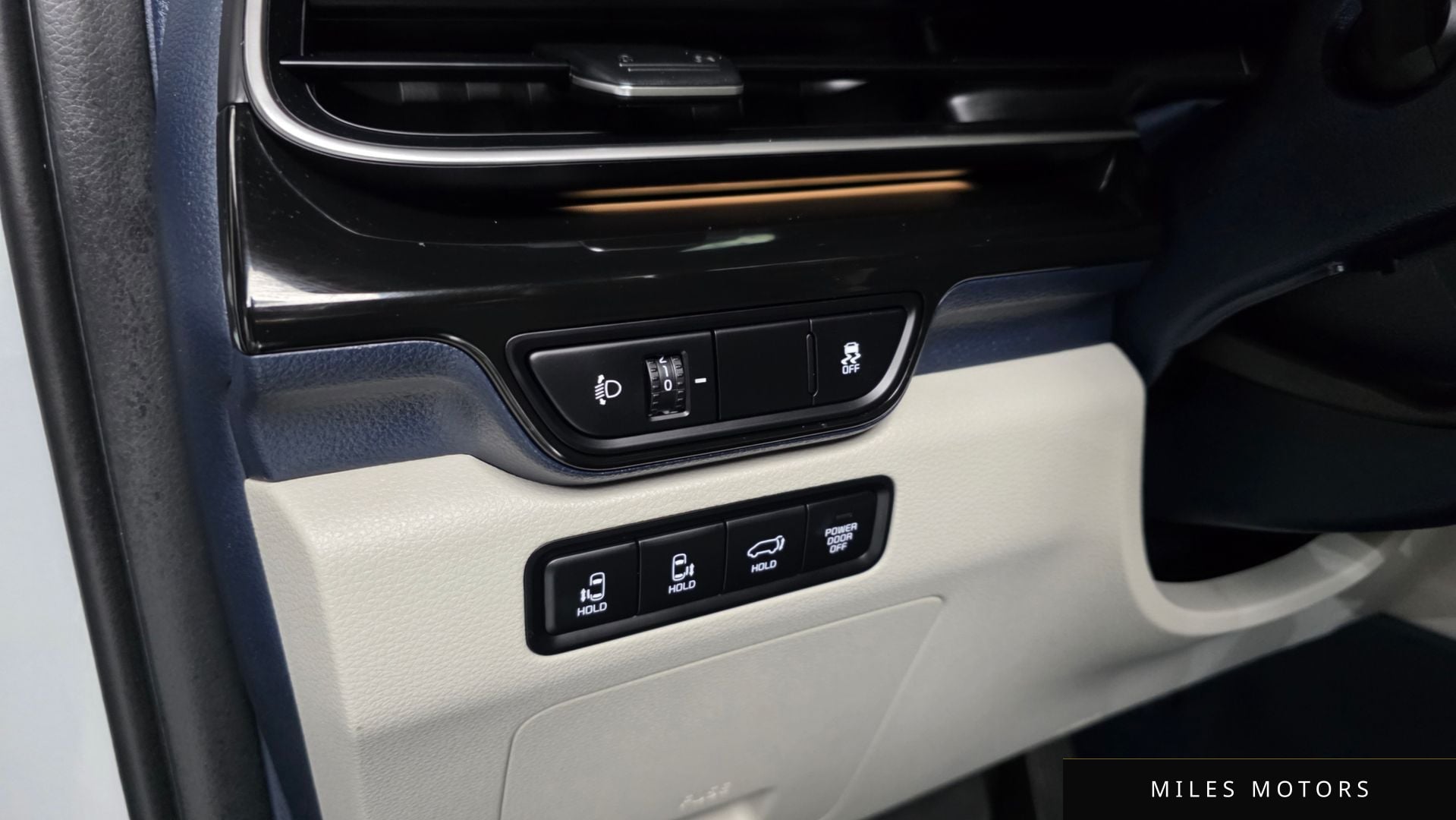 Kia Canival 2024 — миниатюра 27