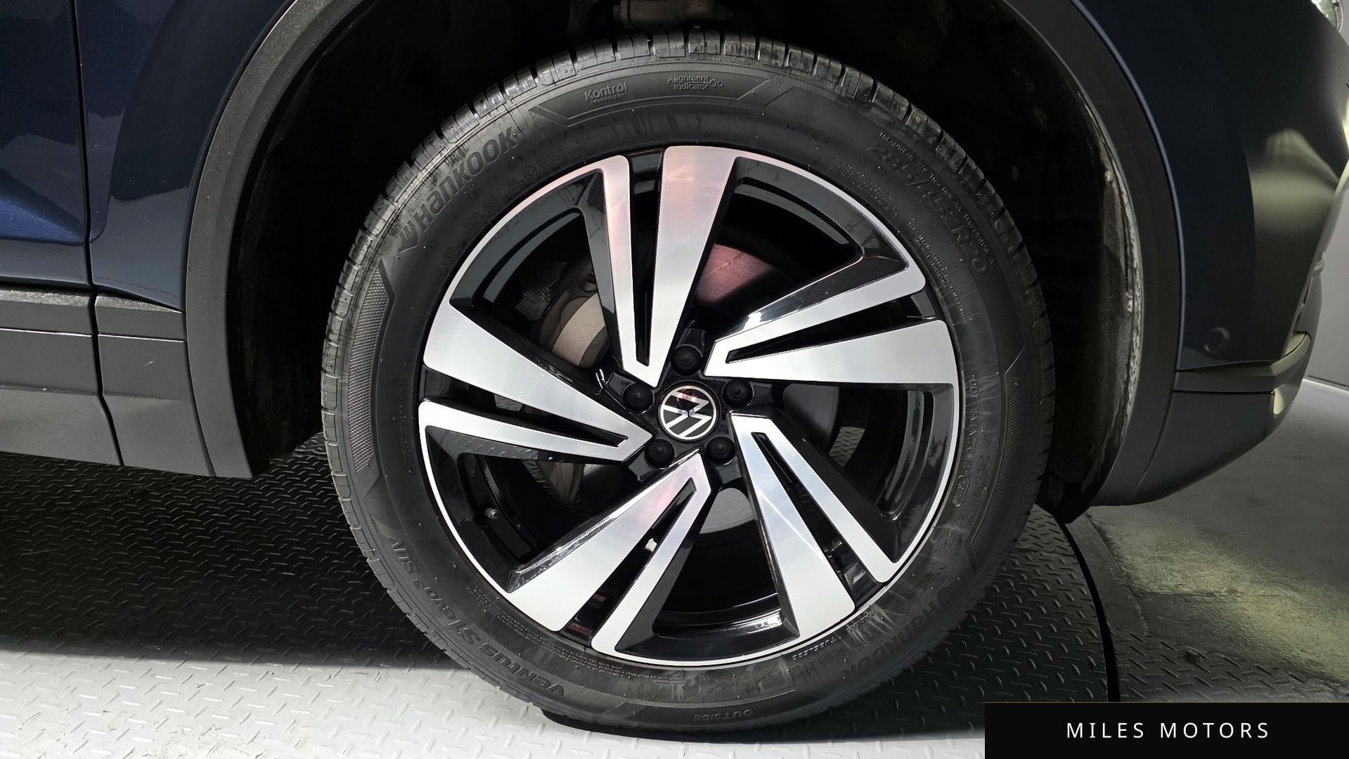 Volkswagen Touareg 2023 — миниатюра 7