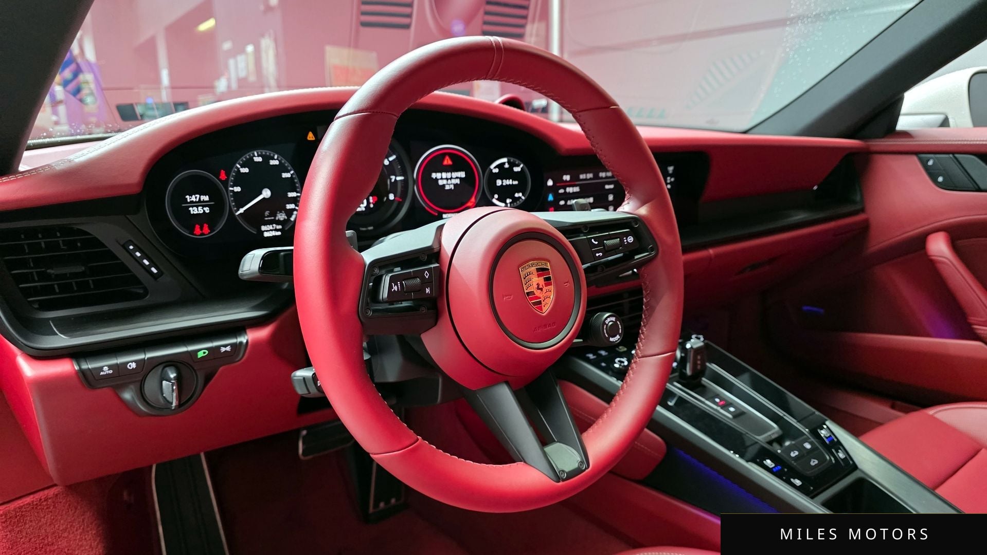 Porsche 911 (992) 2023 — миниатюра 18