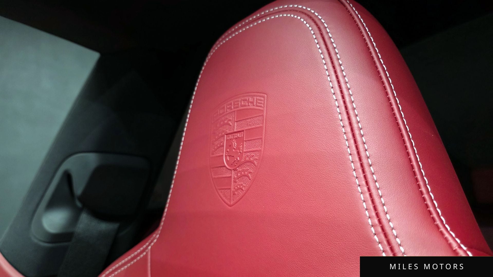 Porsche 911 (992) 2023 — миниатюра 23
