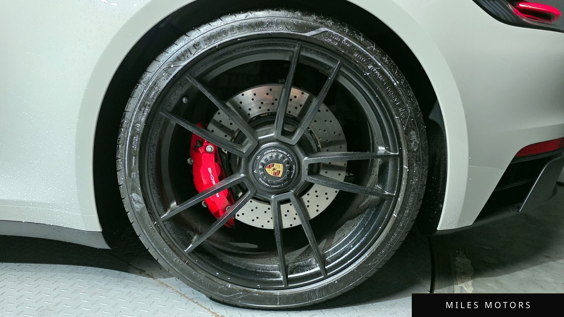 Porsche 911 (992) 2023 — миниатюра 7