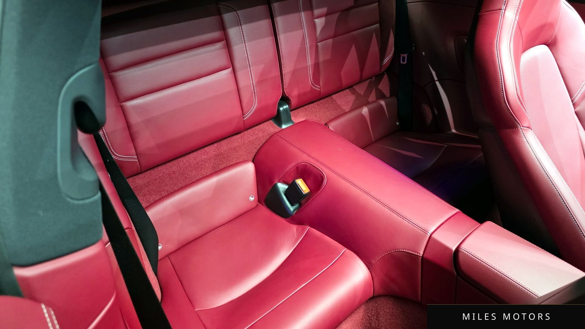 Porsche 911 (992) 2023 — миниатюра 16