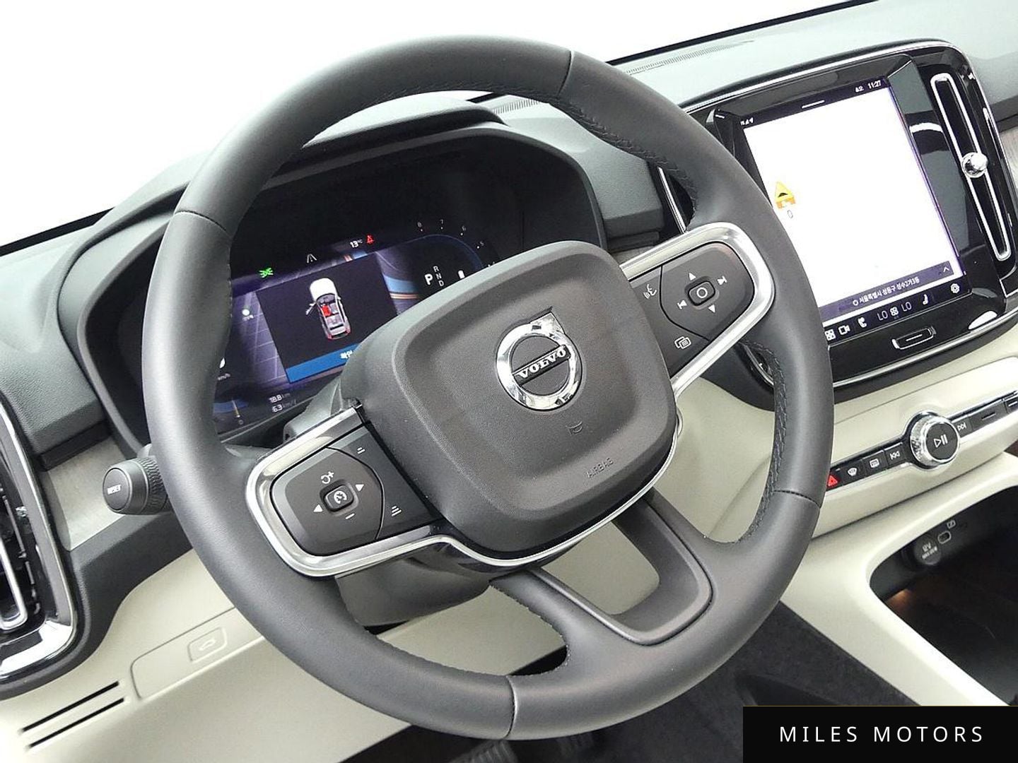 Volvo XC40 2024 — миниатюра 12