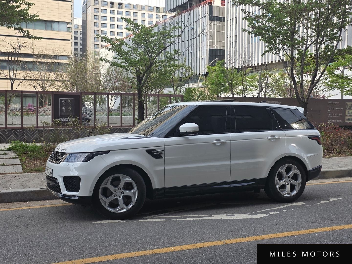Land Rover Range Rover Sport 2019 — миниатюра 2