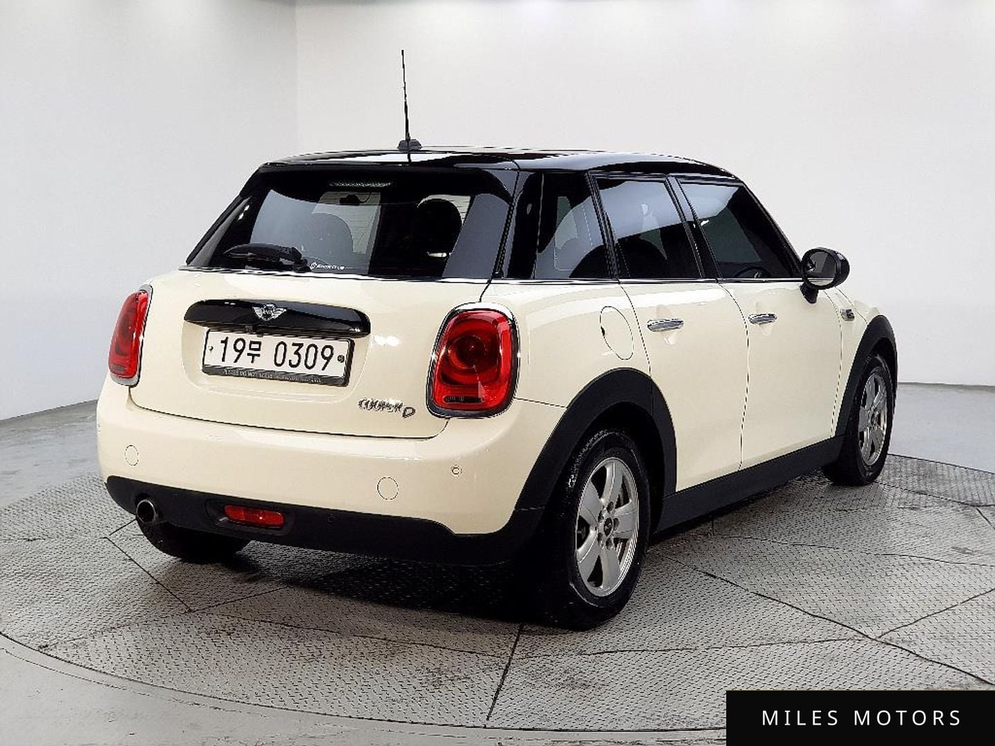 MINI Cooper D 2016 — миниатюра 4
