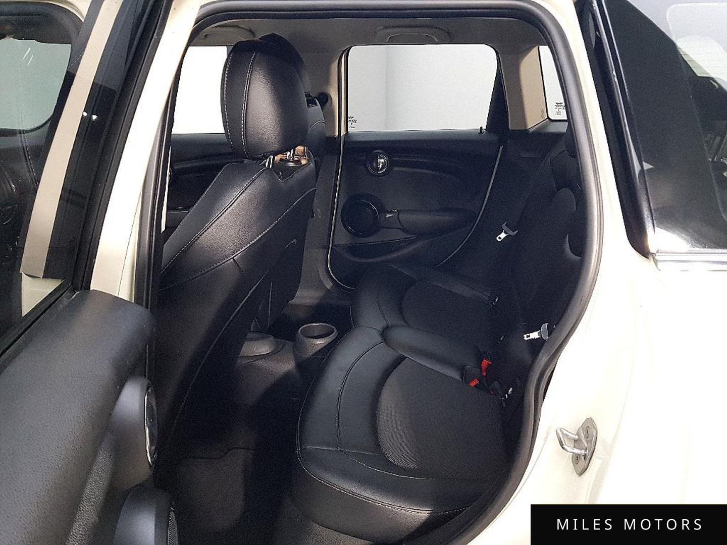 MINI Cooper D 2016 — миниатюра 9