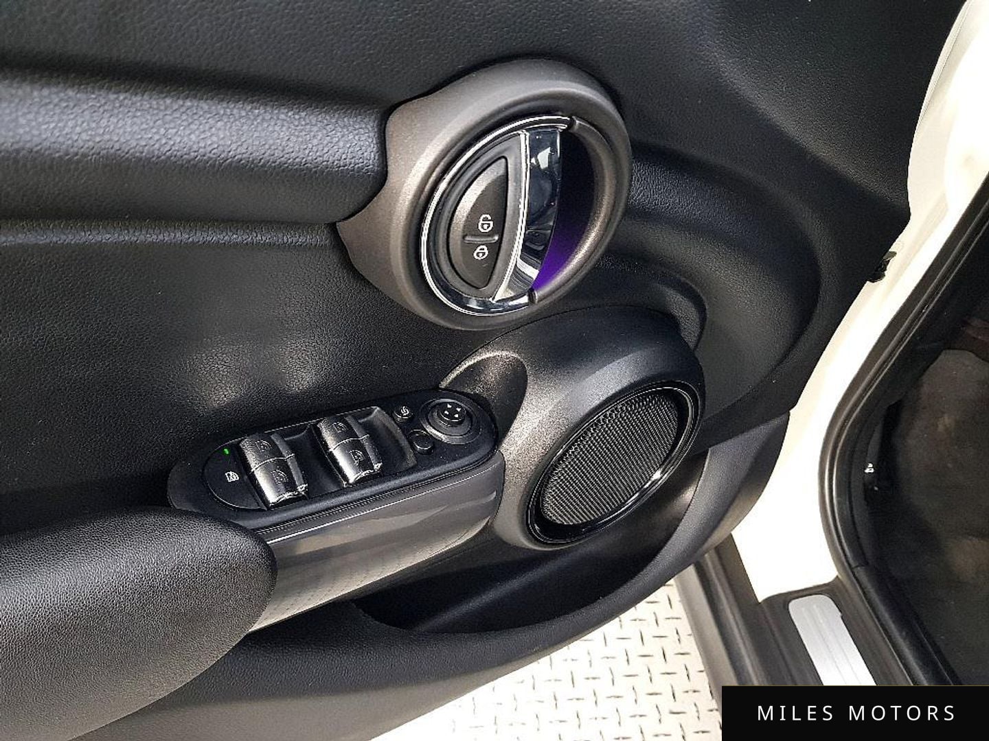MINI Cooper D 2016 — миниатюра 11