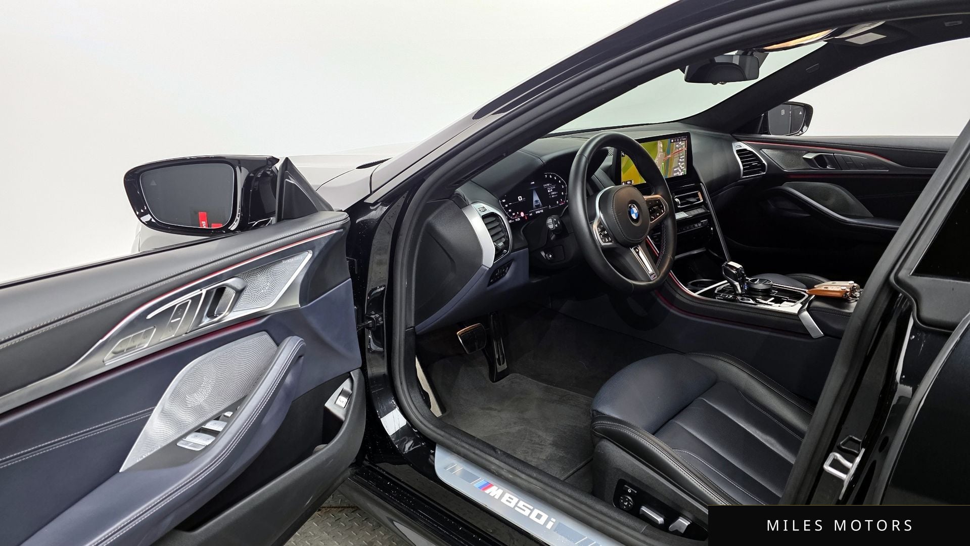 BMW 8 Series (G15) 2025 — миниатюра 10