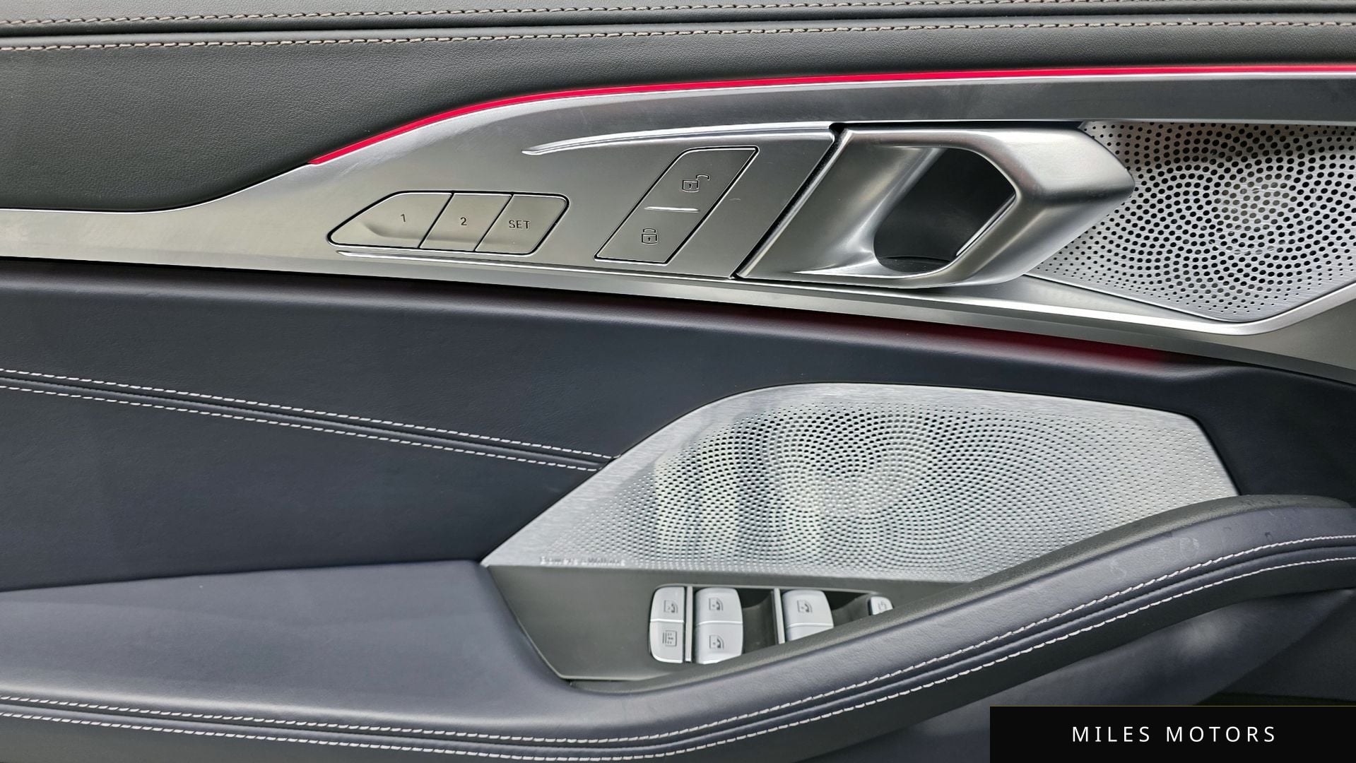 BMW 8 Series (G15) 2025 — миниатюра 12