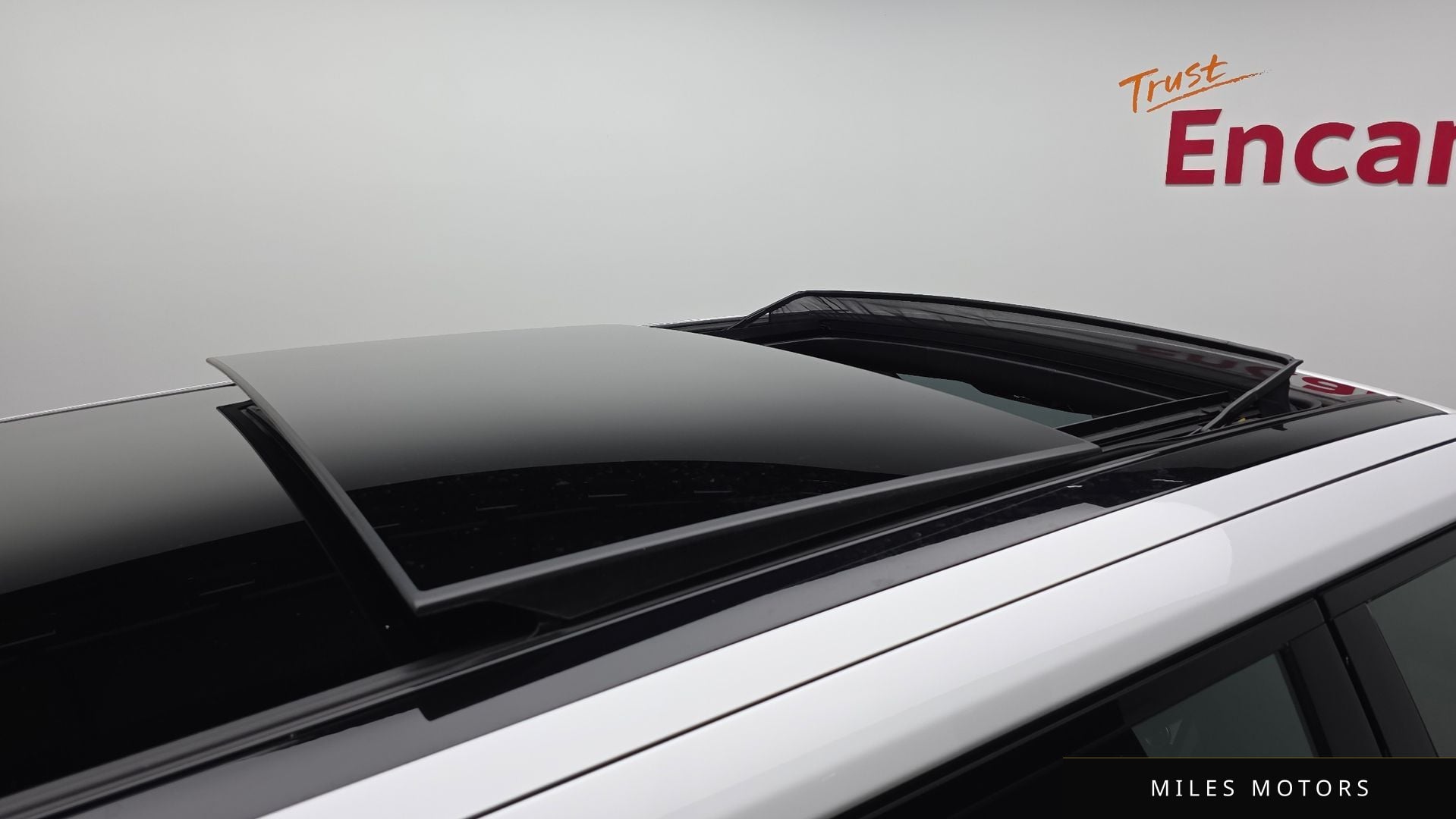 Land Rover 레인지로버 2019 — миниатюра 23