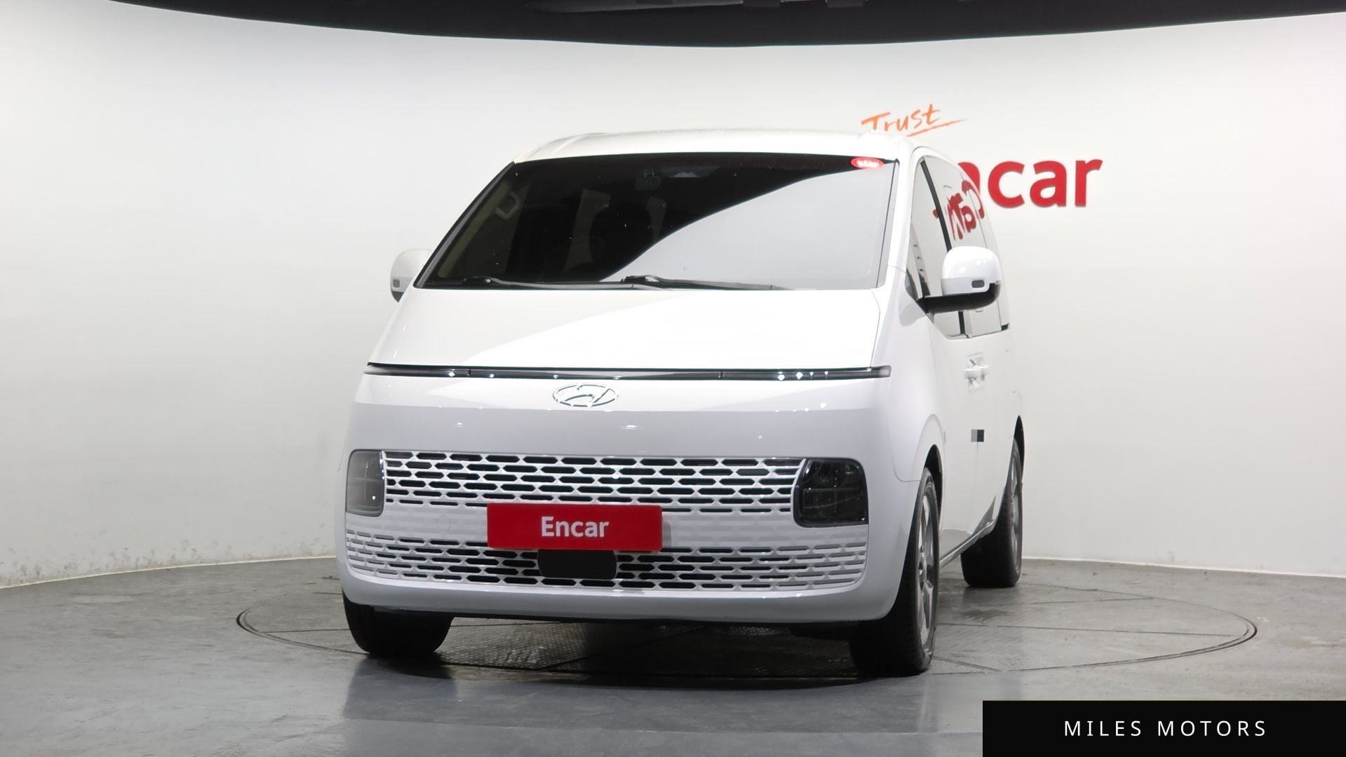 Hyundai Staria 2022 — миниатюра 3