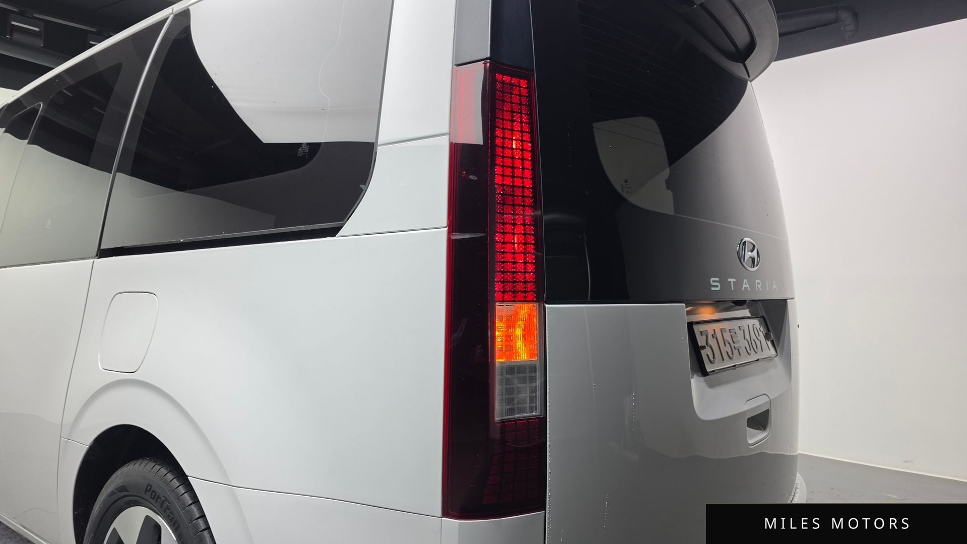 Hyundai Staria 2022 — миниатюра 9