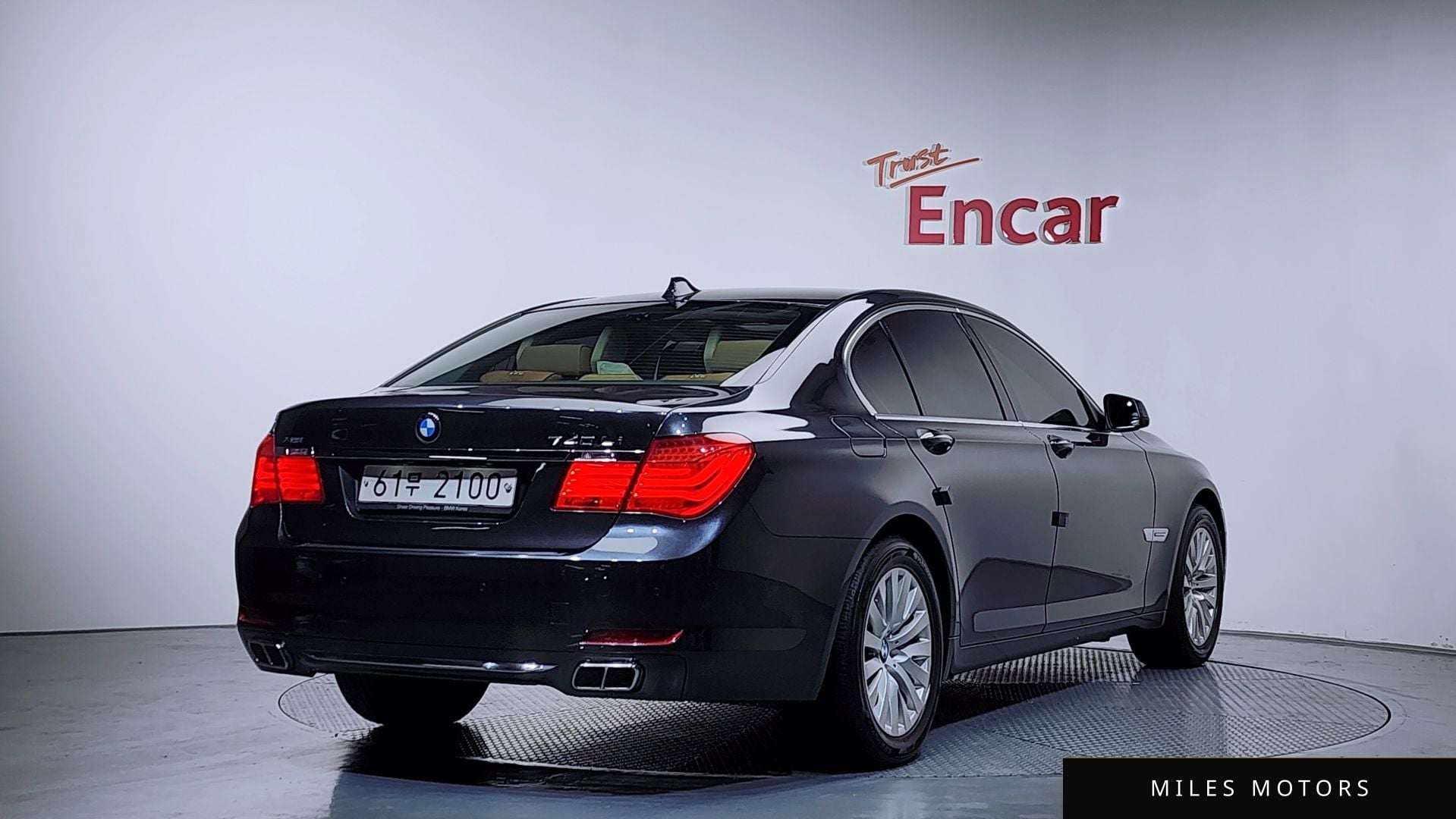 BMW 7시리즈 (F01) 2009 — миниатюра 2