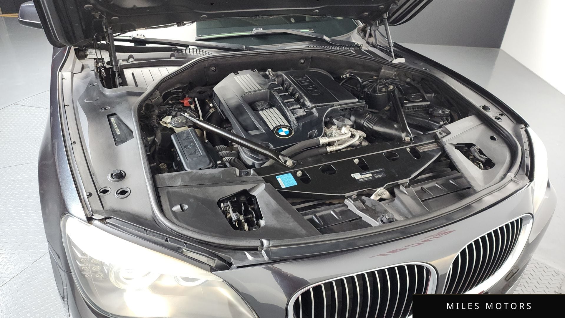 BMW 7시리즈 (F01) 2009 — миниатюра 6