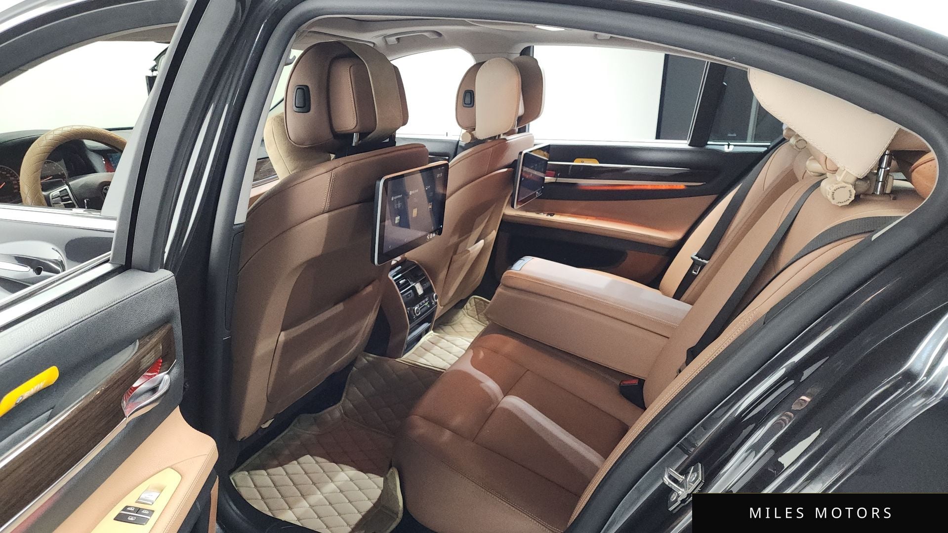 BMW 7시리즈 (F01) 2009 — миниатюра 19