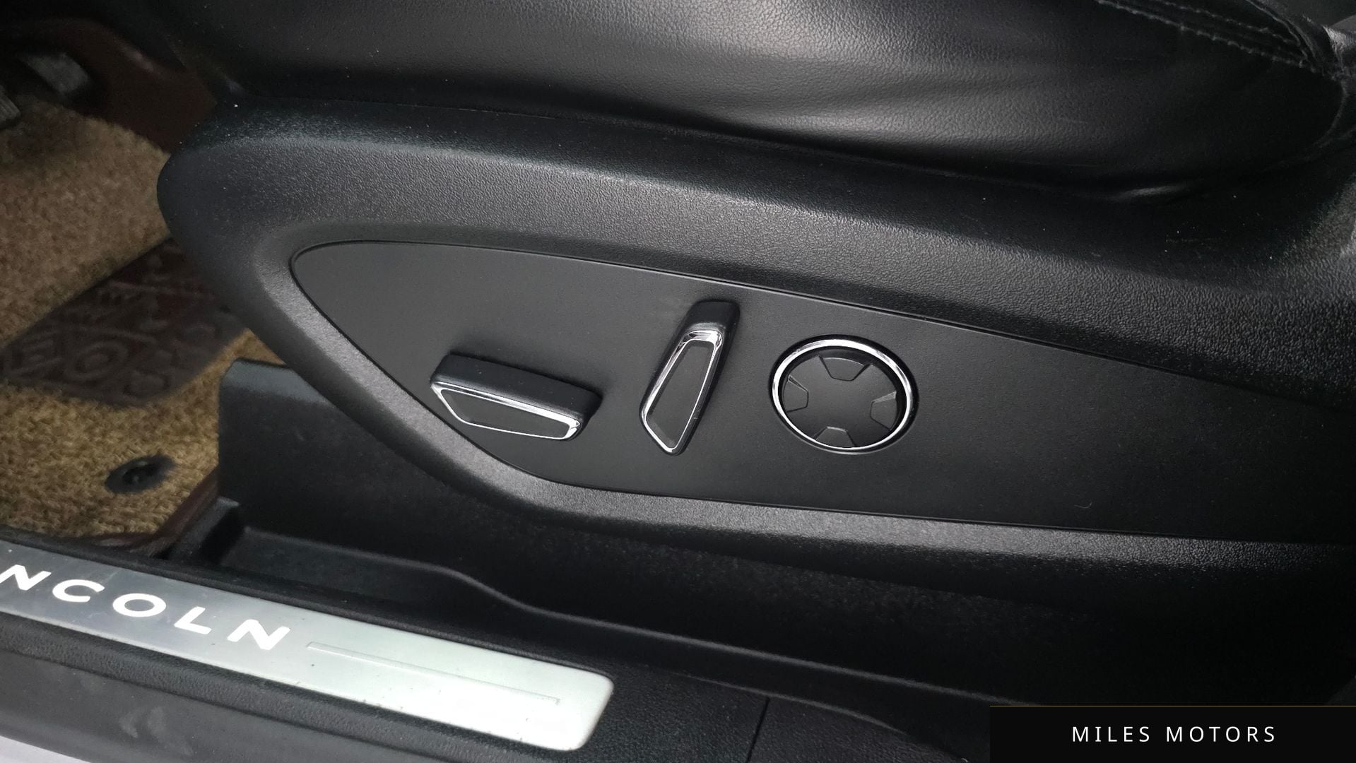 Lincoln MKC 2018 — миниатюра 34