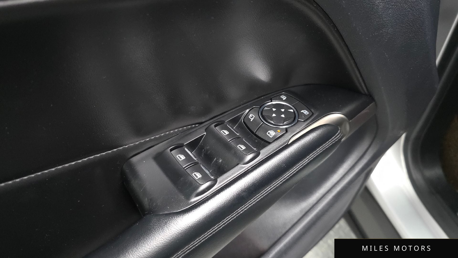 Lincoln MKC 2018 — миниатюра 35