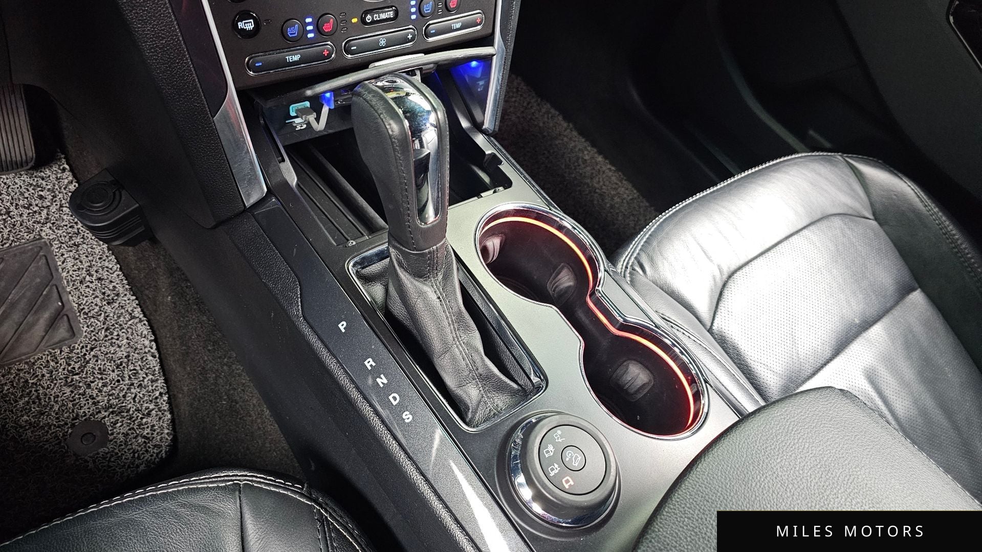 Ford Explorer 2016 — миниатюра 9
