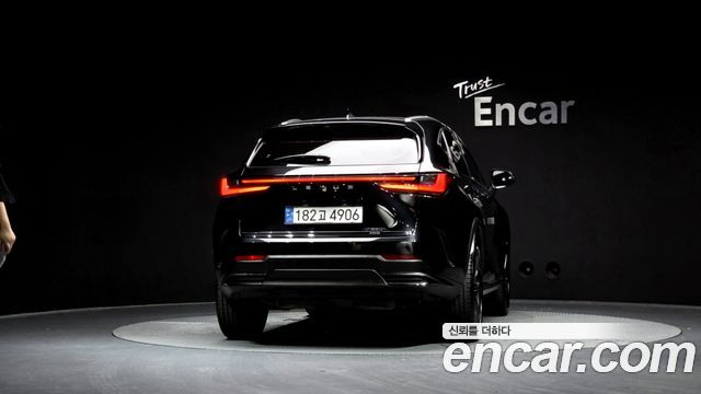 Лексус NX350h 2025 — миниатюра 4