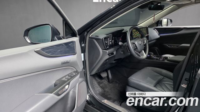Лексус NX350h 2025 — миниатюра 13