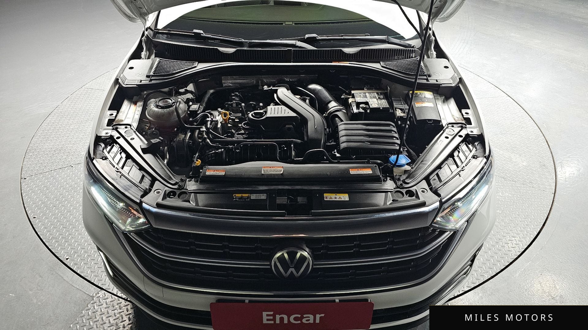Volkswagen 제타 2023 — миниатюра 6