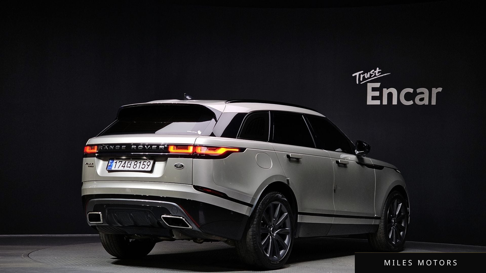 Land Rover Range Rover Velar 2019 — миниатюра 2
